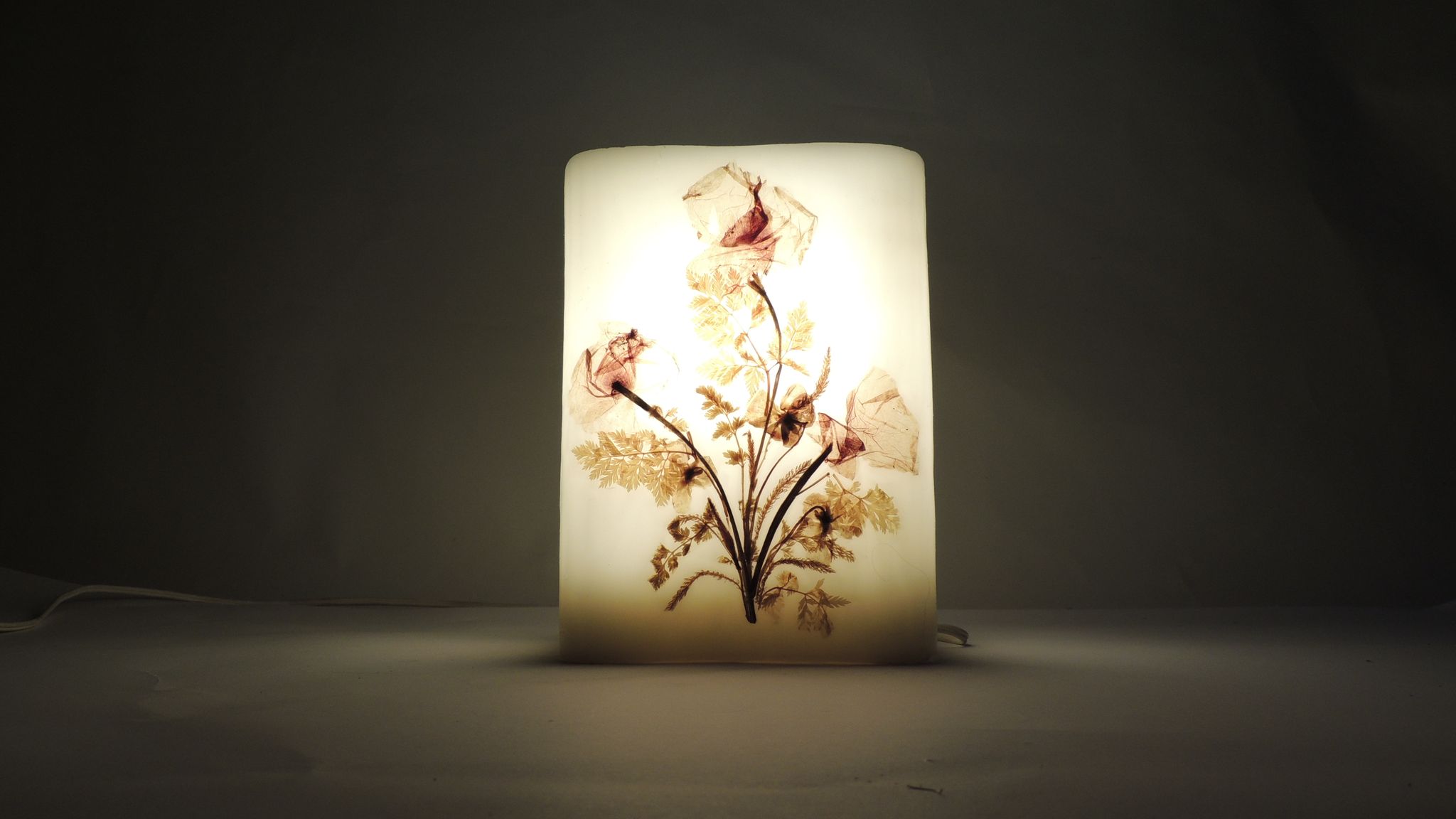 Lampe "Herbier" en cire vintage