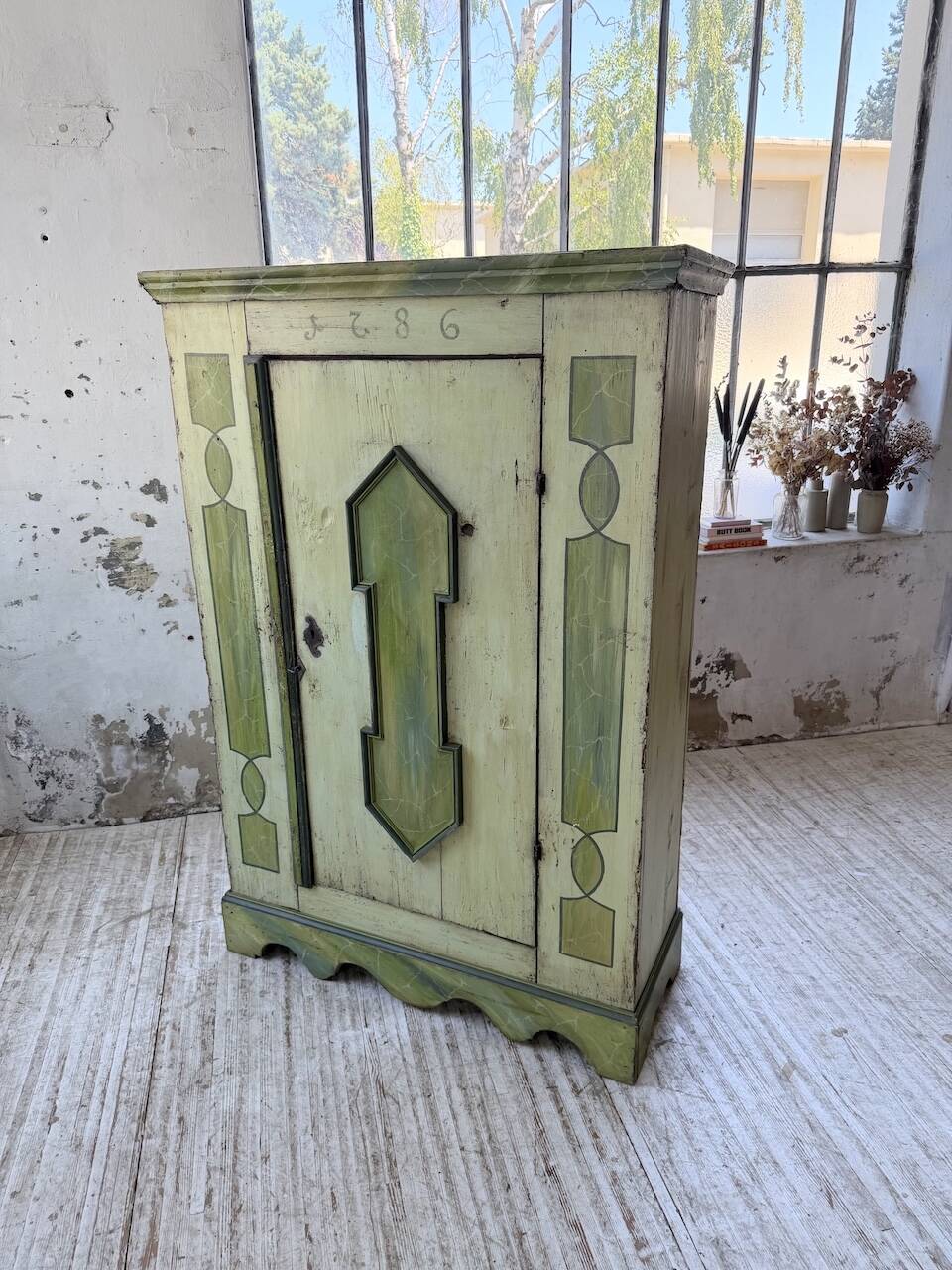 Armoire polychrome alsacienne 1800