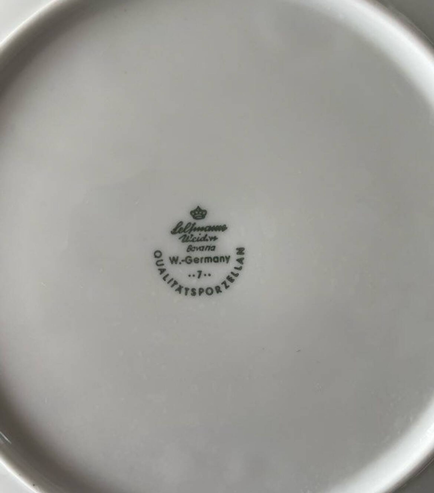 6 assiettes à dessert en porcelaine blanche liseré argent – Seltm