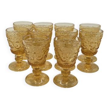 10 verres colorés