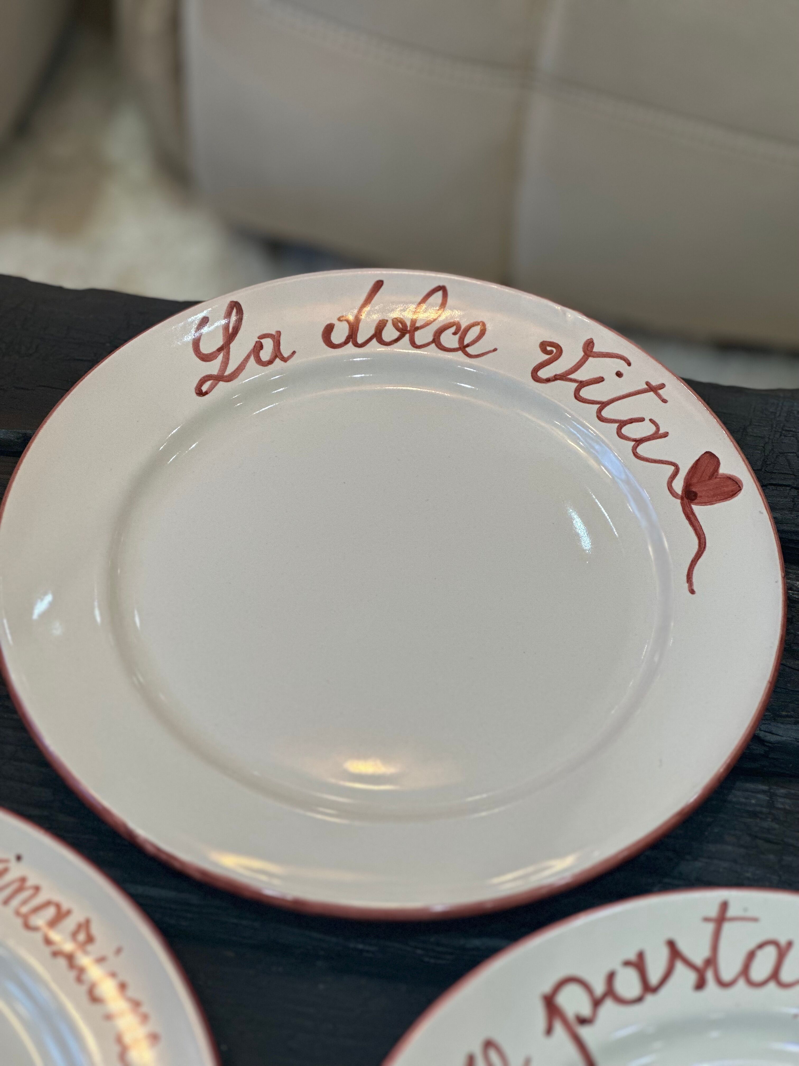 Hand-painted Italian plate "La dolce Vita"
