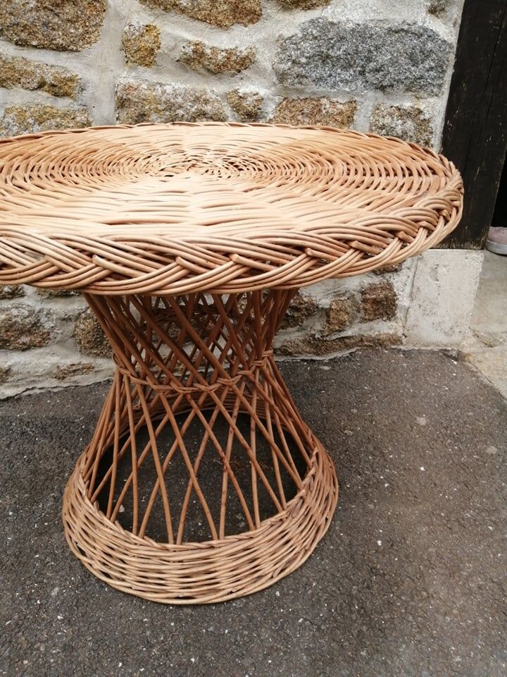 Wicker table