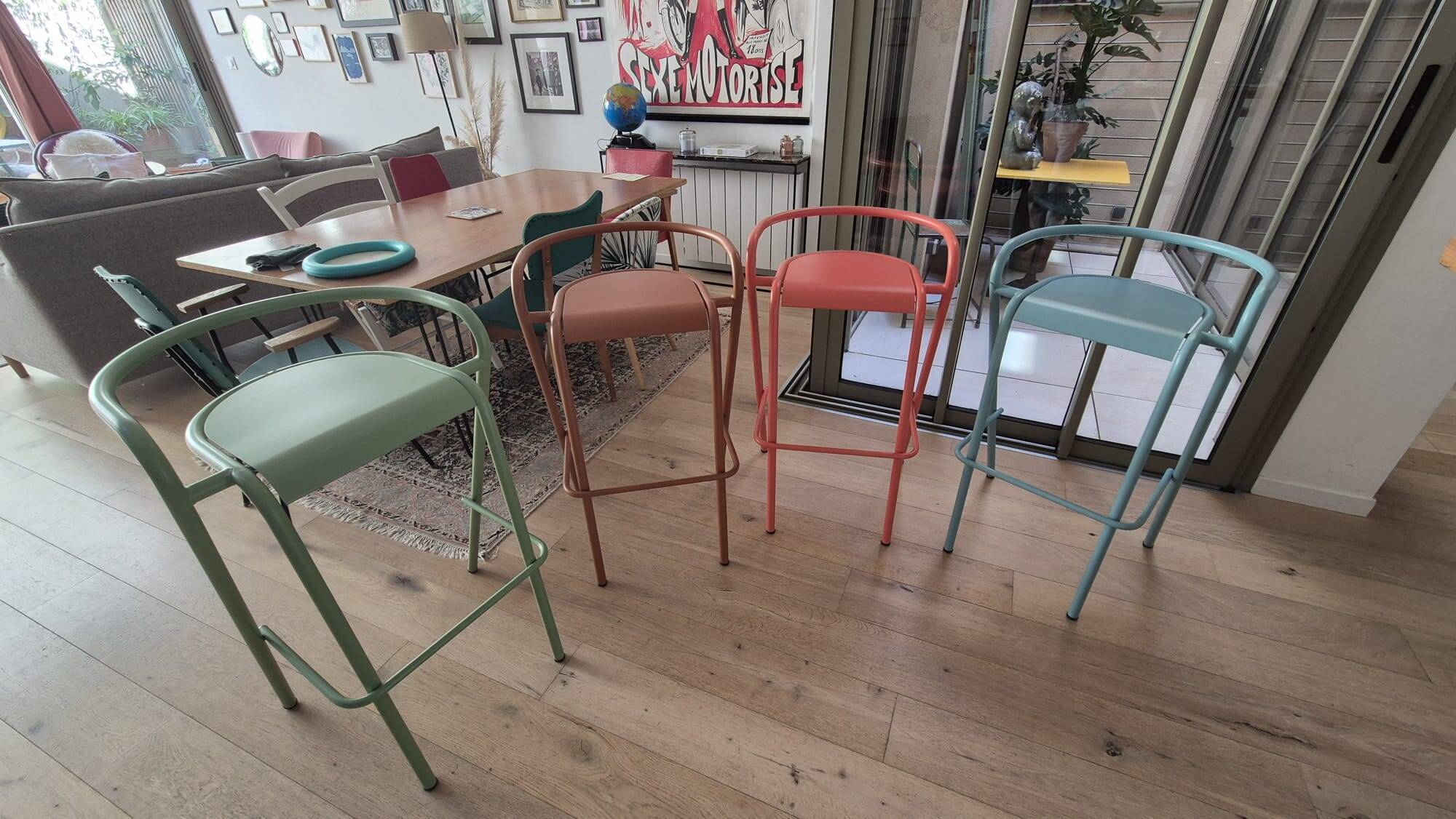 Set of 4 ADICO Metal Bar Stools