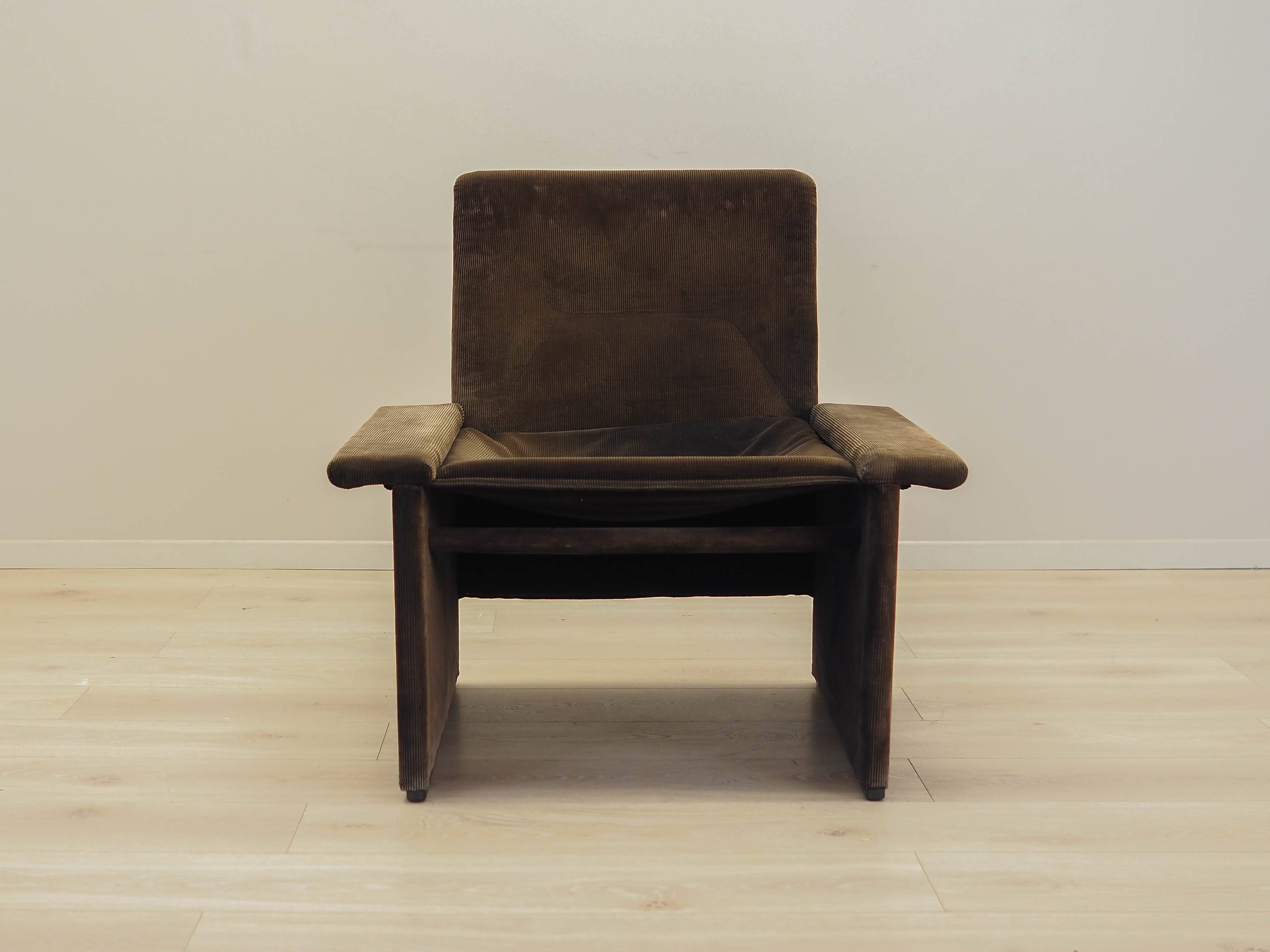 Corduroy armchair, Italian design, 1970s, production: Italy