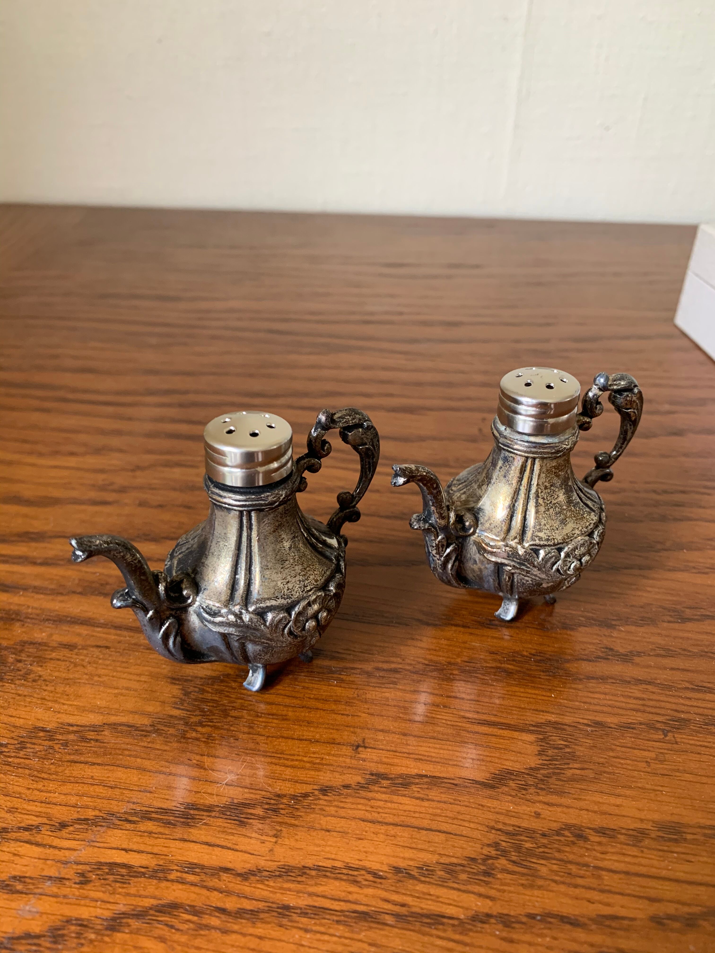 Danex Paris silver vintage box