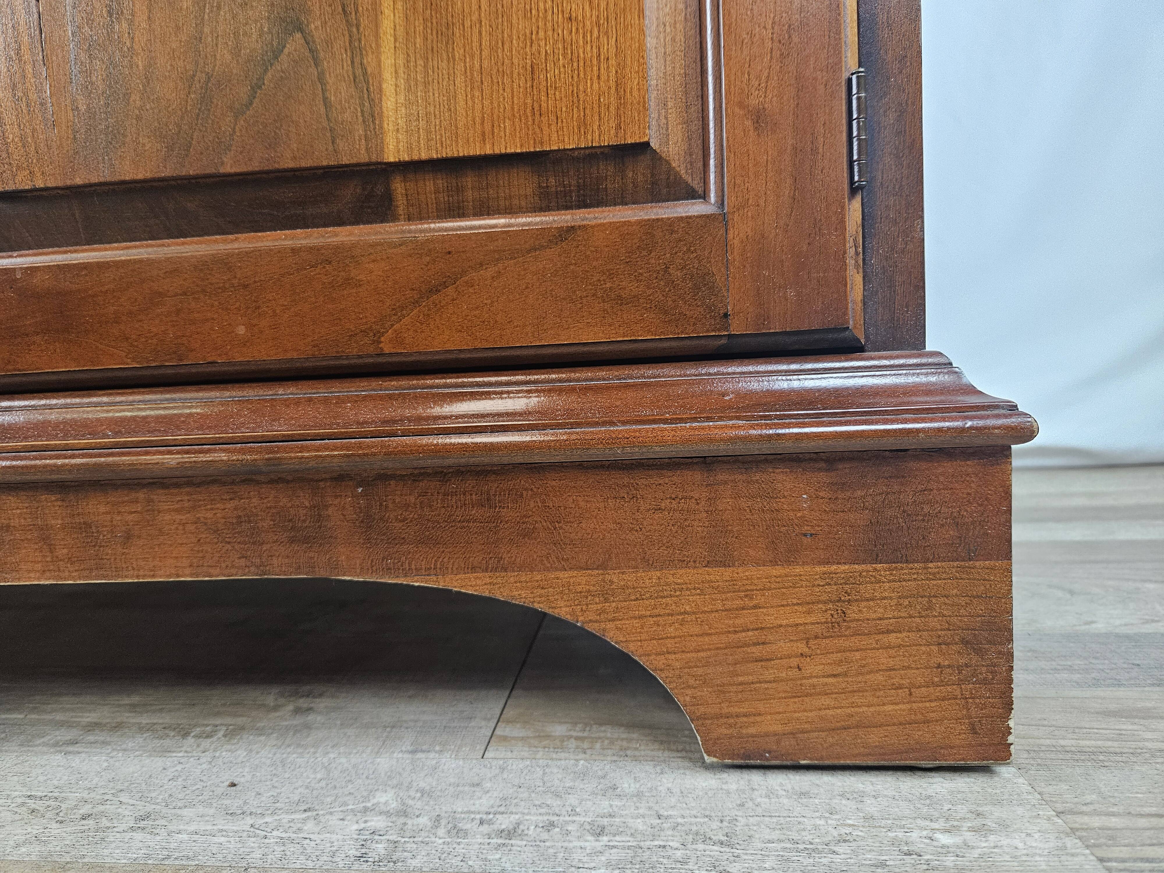 Buffet de Fantoni en massif merisier