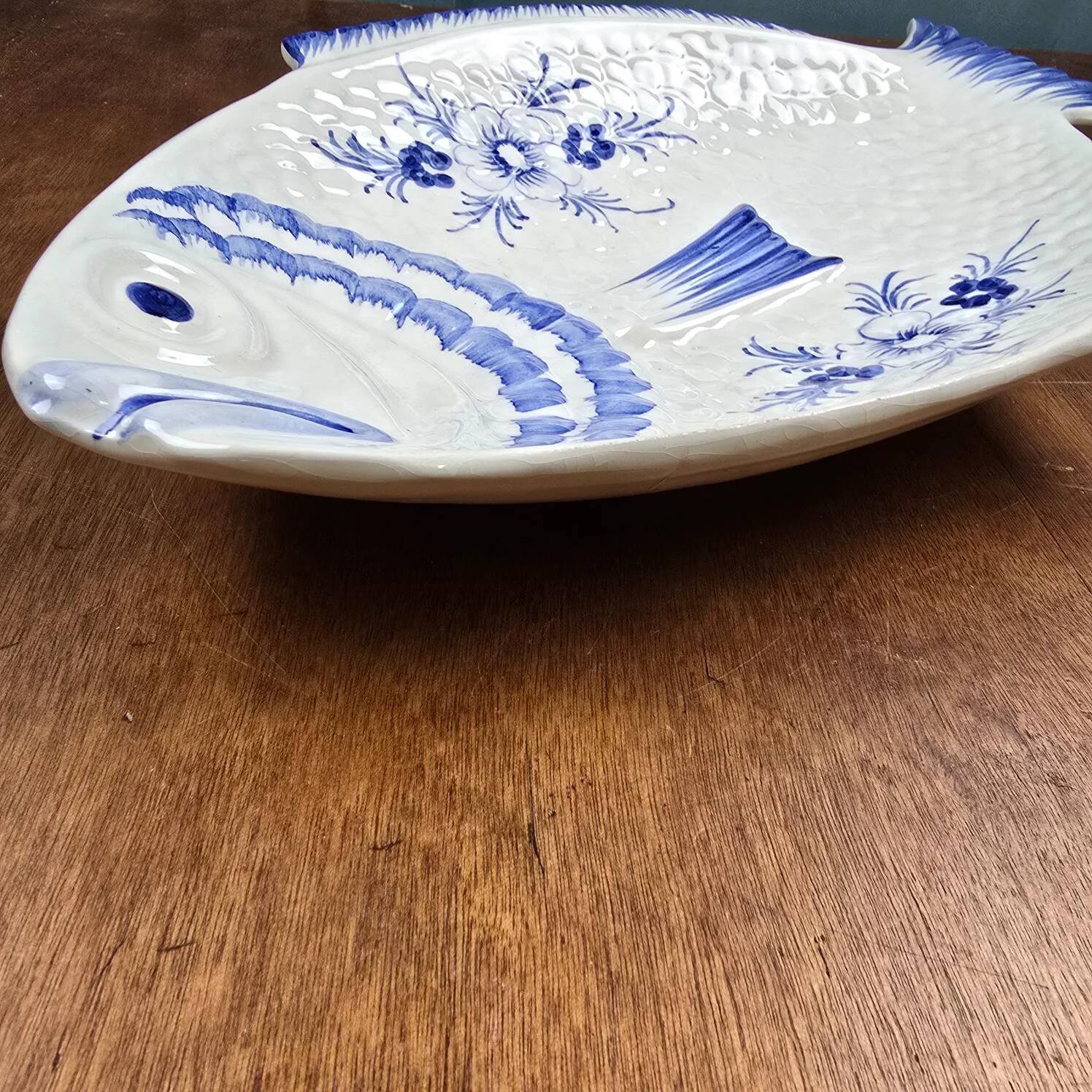 Elegant large vintage fish platter Portugal – Cobalt blue ceramic – 45 cm