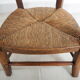 Ancien fauteuil de coiffeur pour enfant