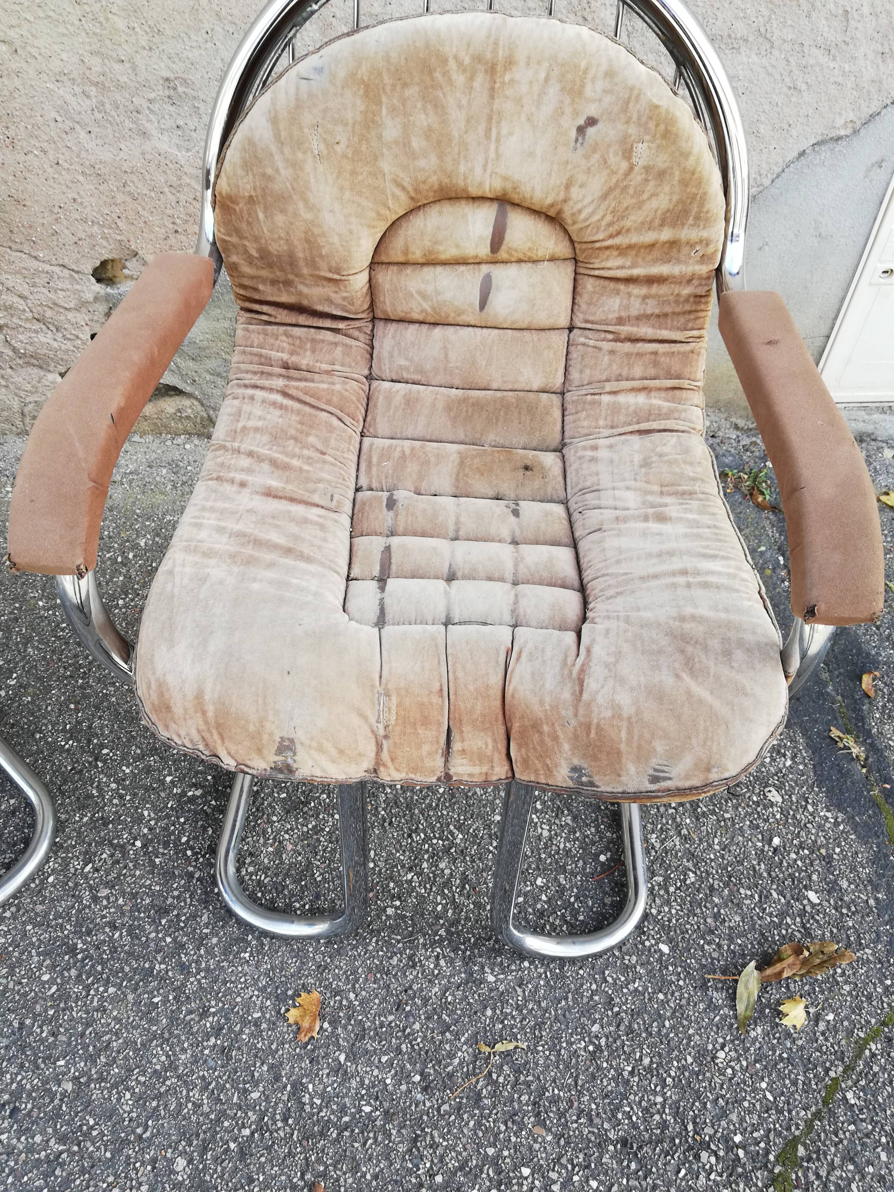 Paire de fauteuils vintage chrome