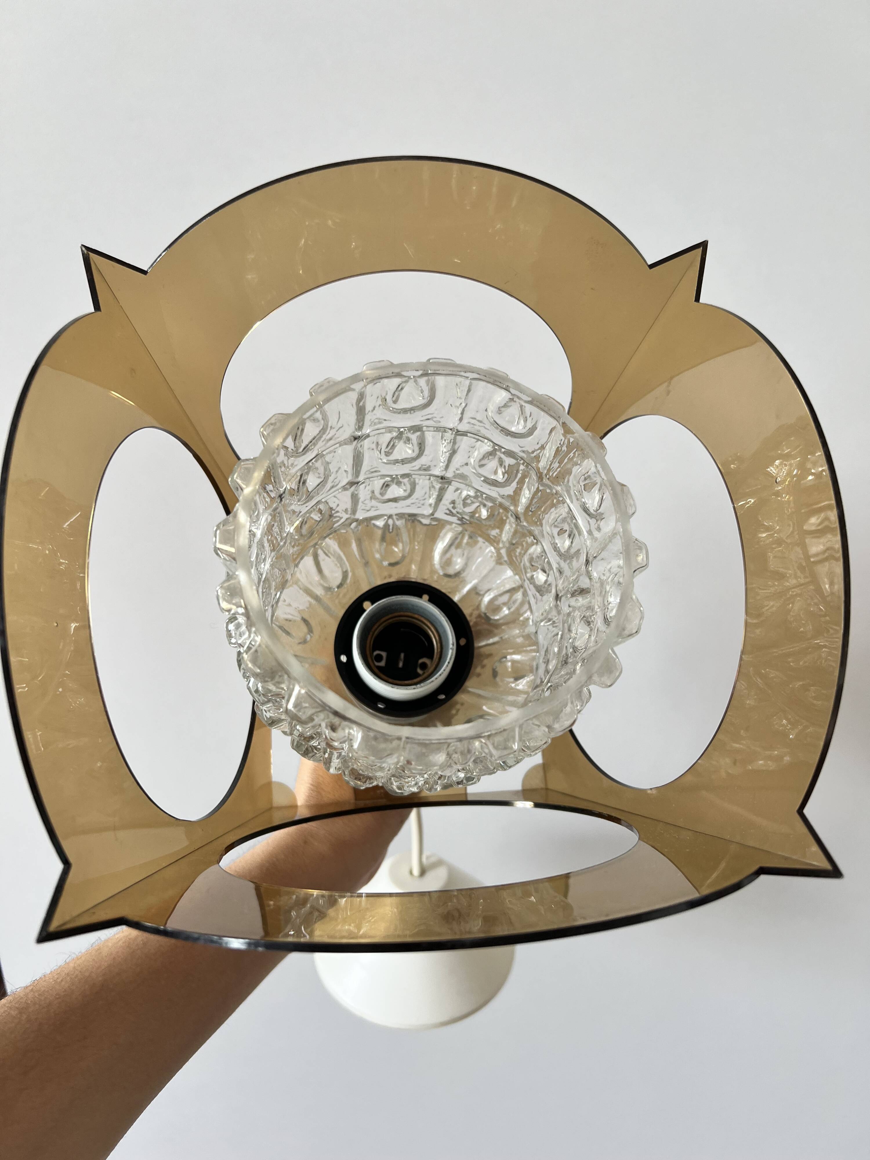 Suspension années 70 - verre moulé - plexiglass