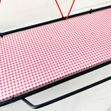 Scoubidou wall shelf