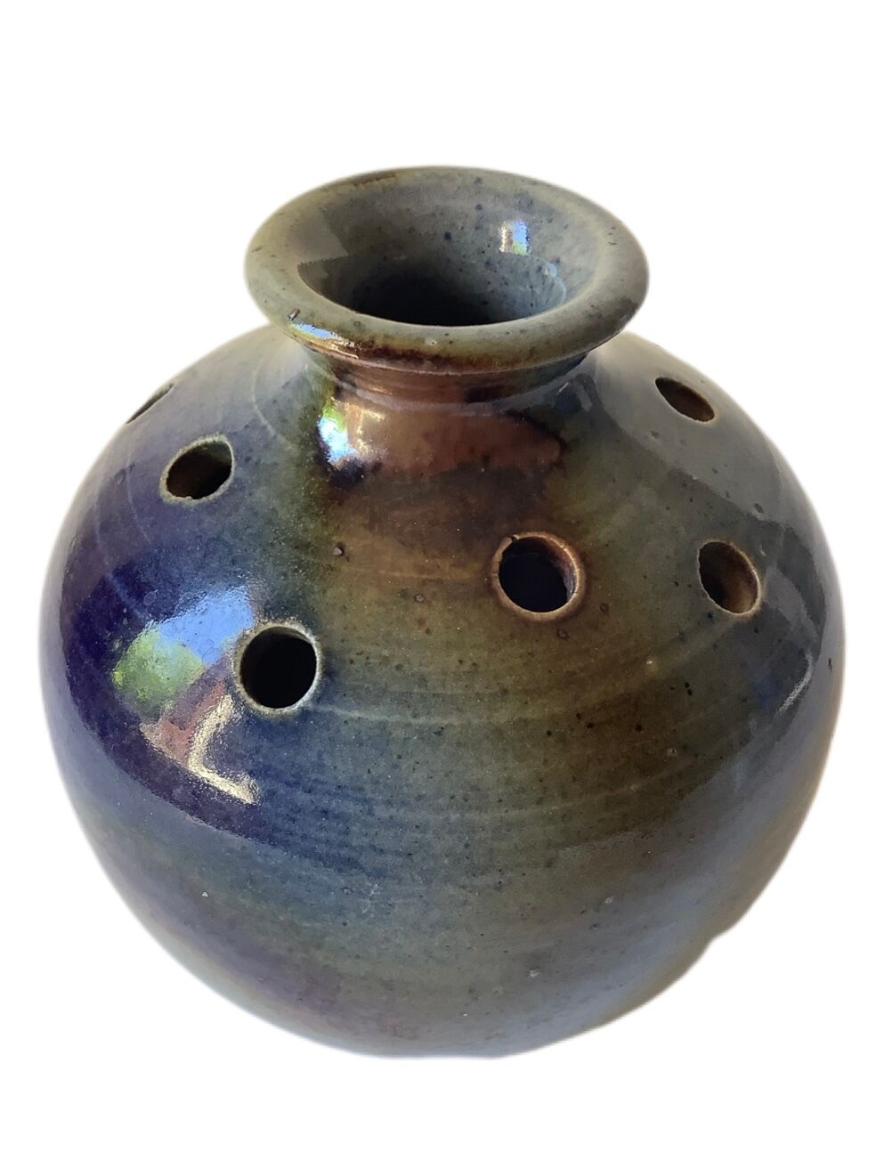 Spades flowers in blue sandstone