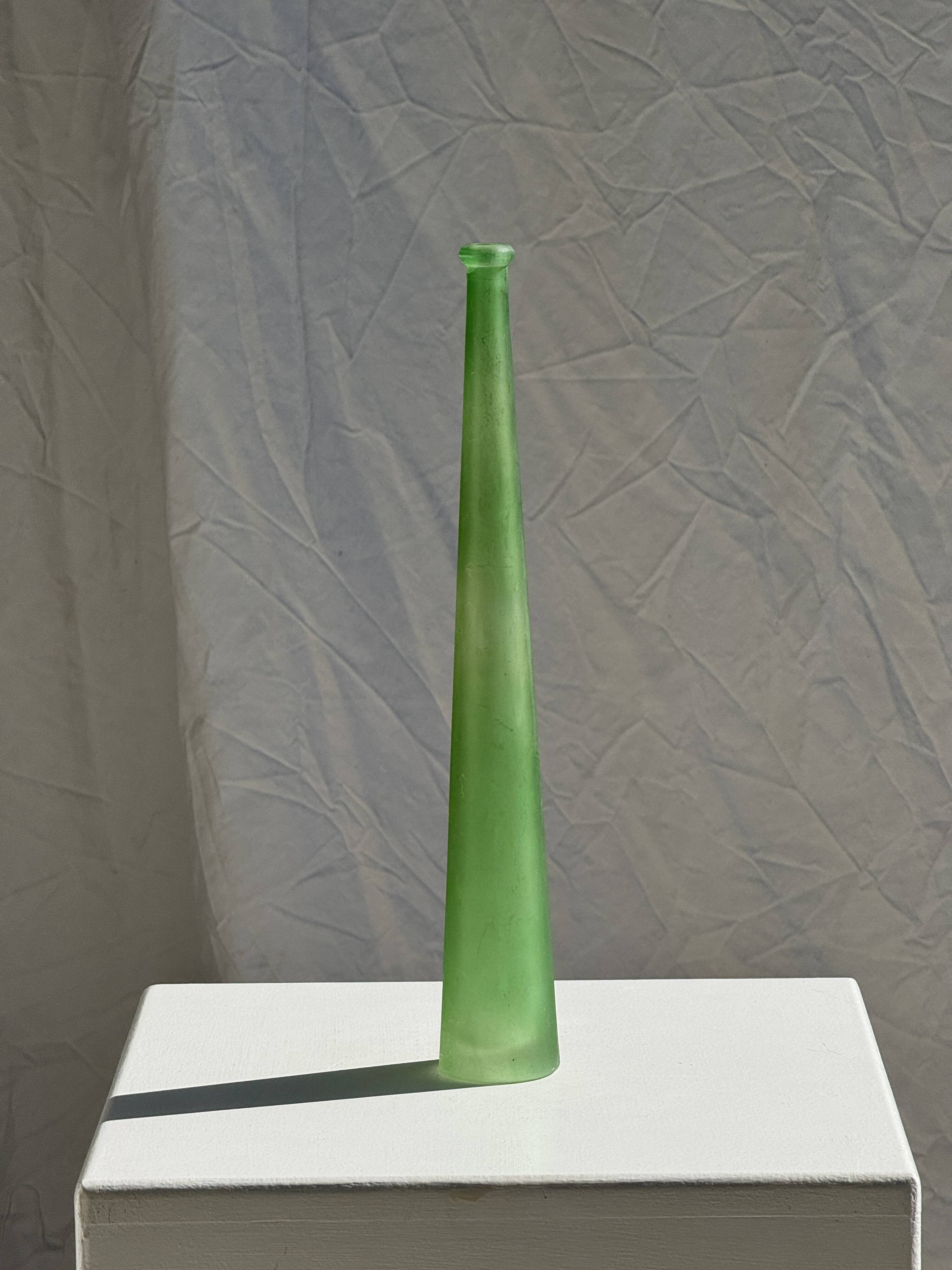 Vintage polished green glass soliflore vase H32