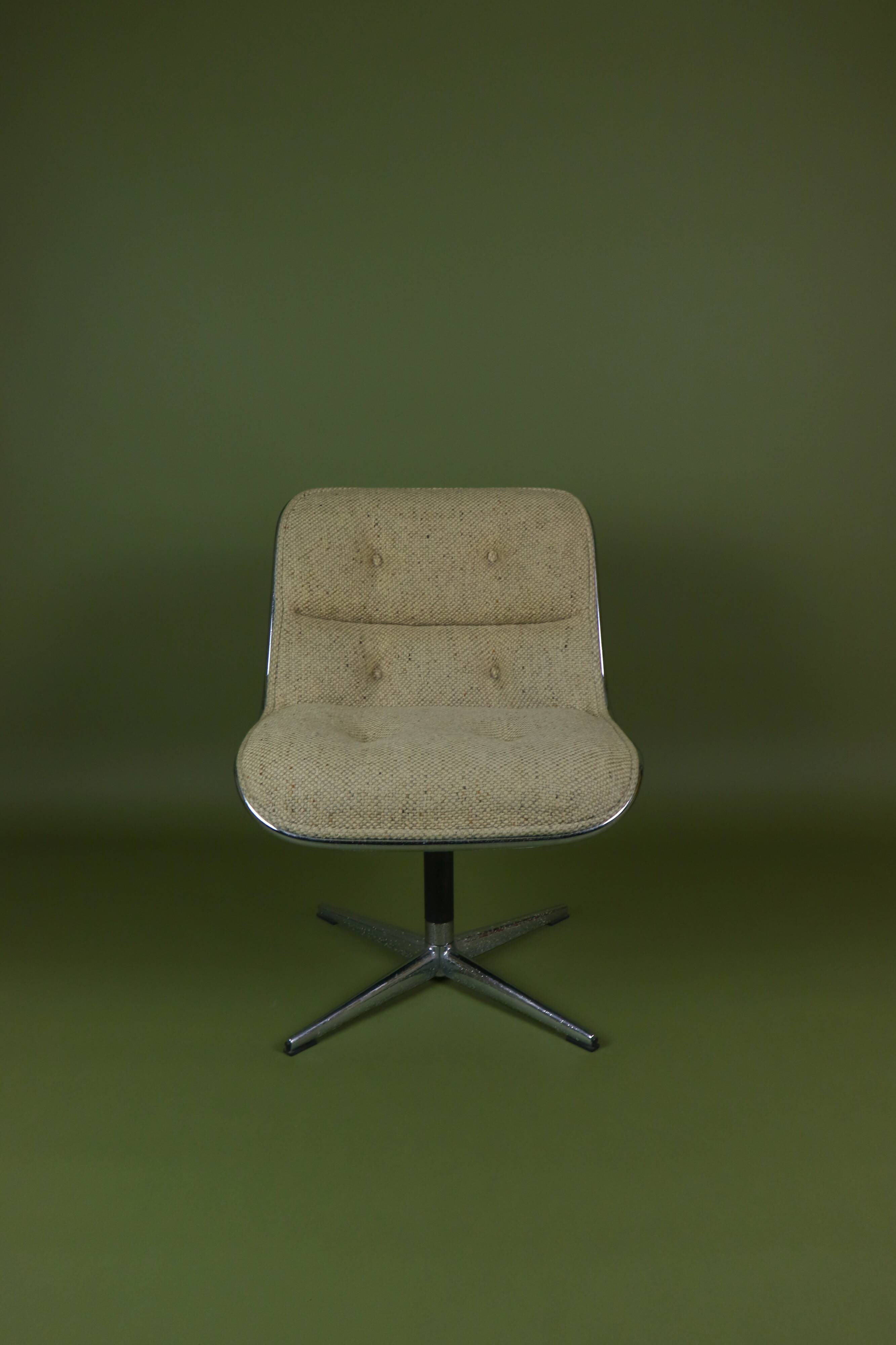 Executive Chair Charles Pollock Knoll first edition 1965