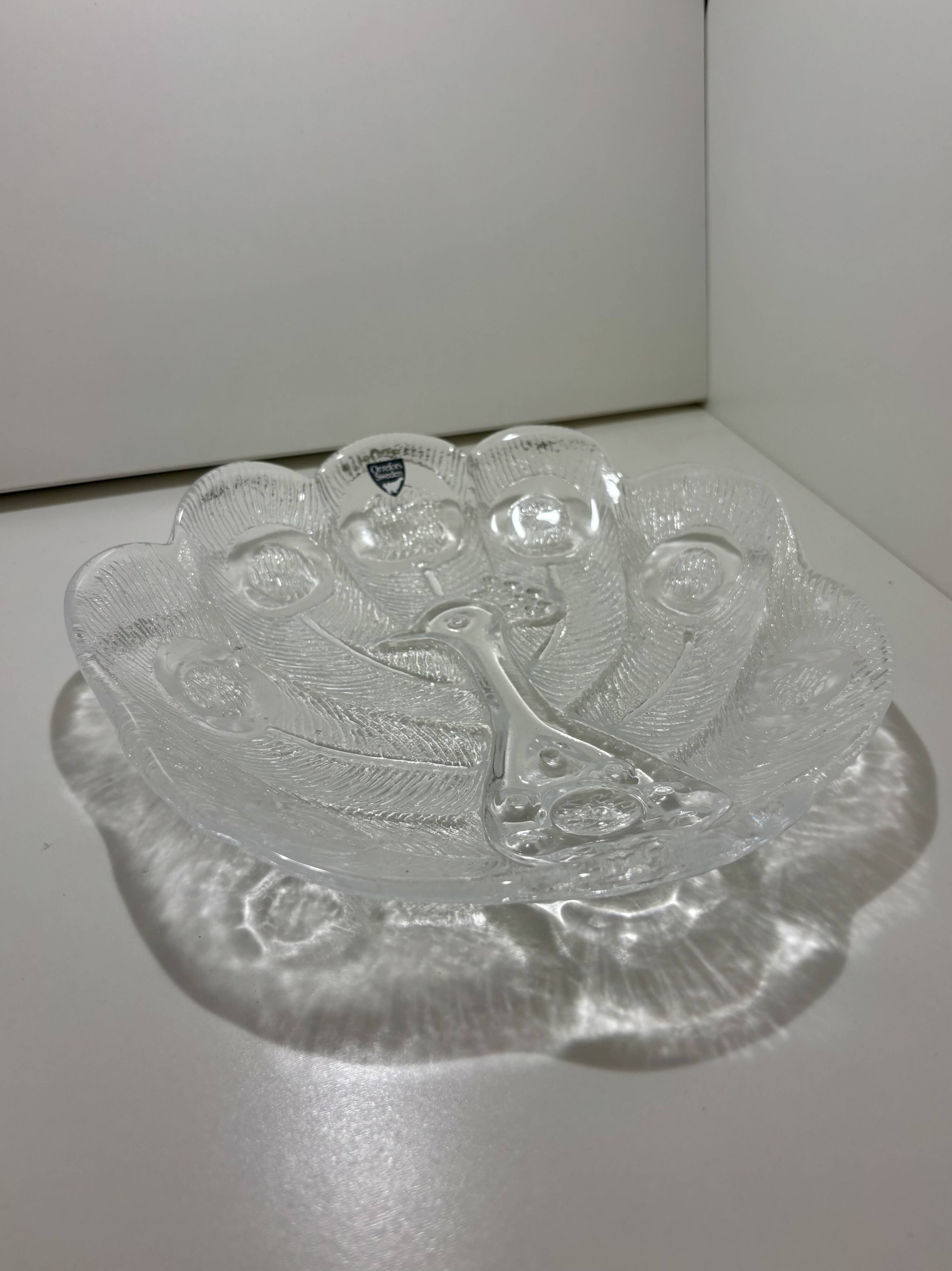 Assiette, Peakcock, verre de cristal, Lars Hellsten, Orrefors, Suède, 1970
