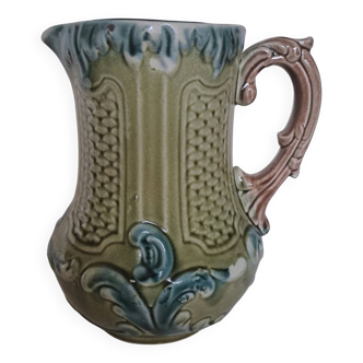 Fives Lille slip pitcher