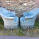 Paire de fauteuils crapaud en velours bleue