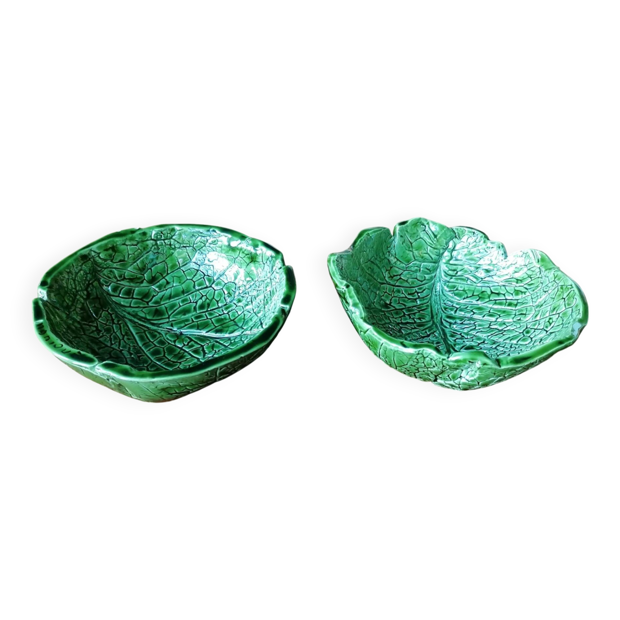 Pair of cabbage leaf-shaped serving bowls