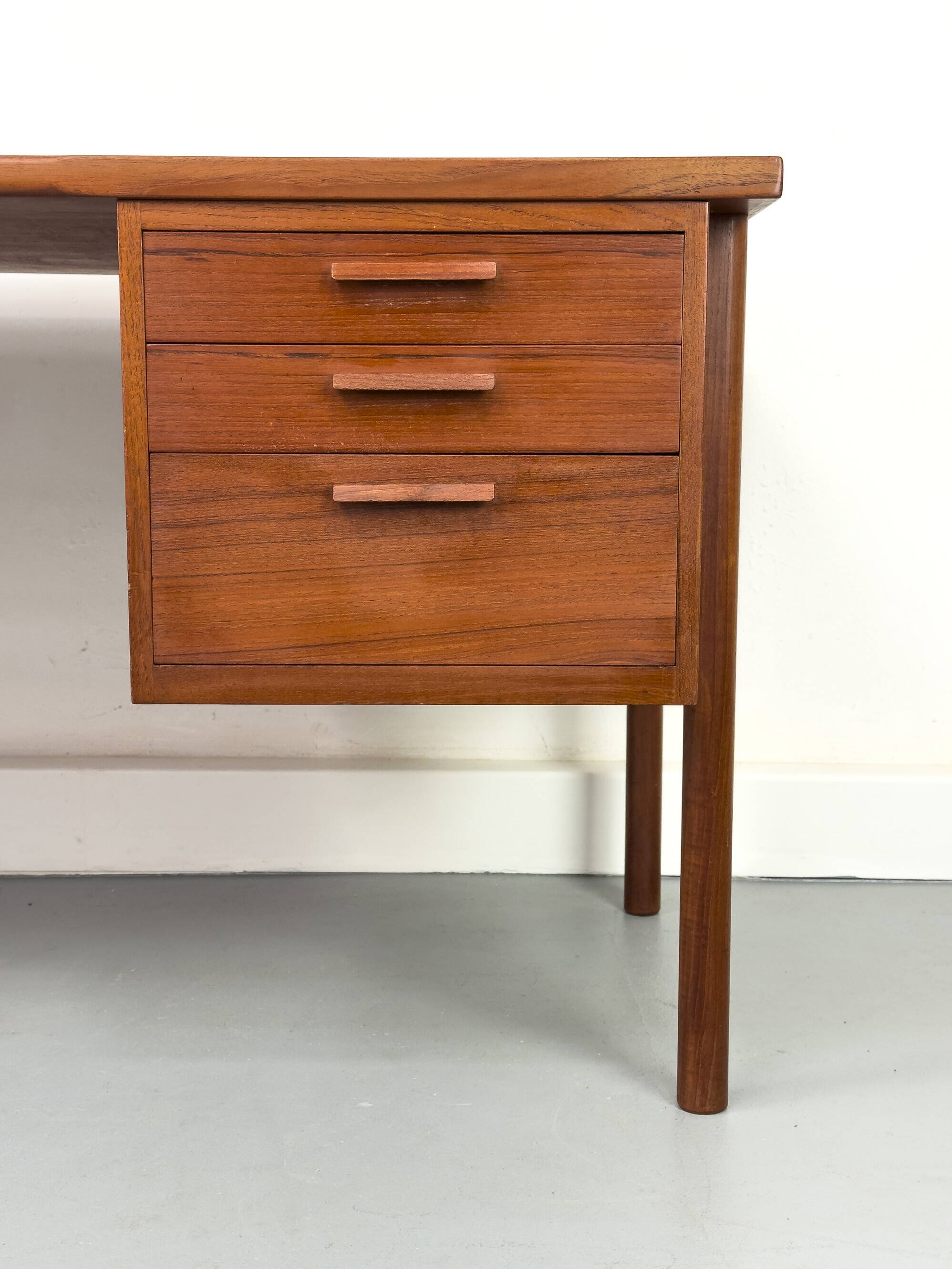 Danish teak desk with drawers, 1960s