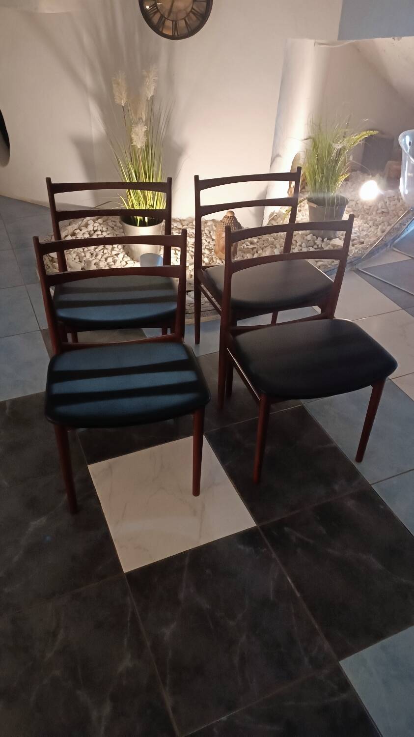 Ensemble de 4 chaises vintage en palissandre des années 60
