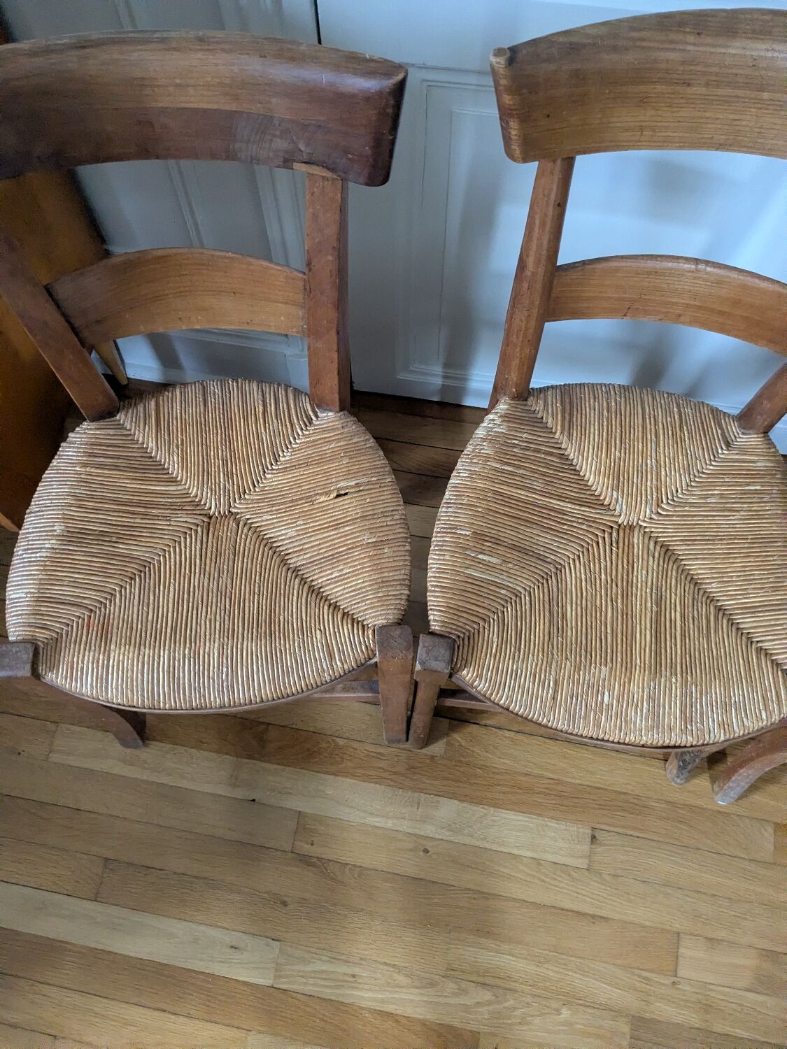 Set of 4 antique chairs
