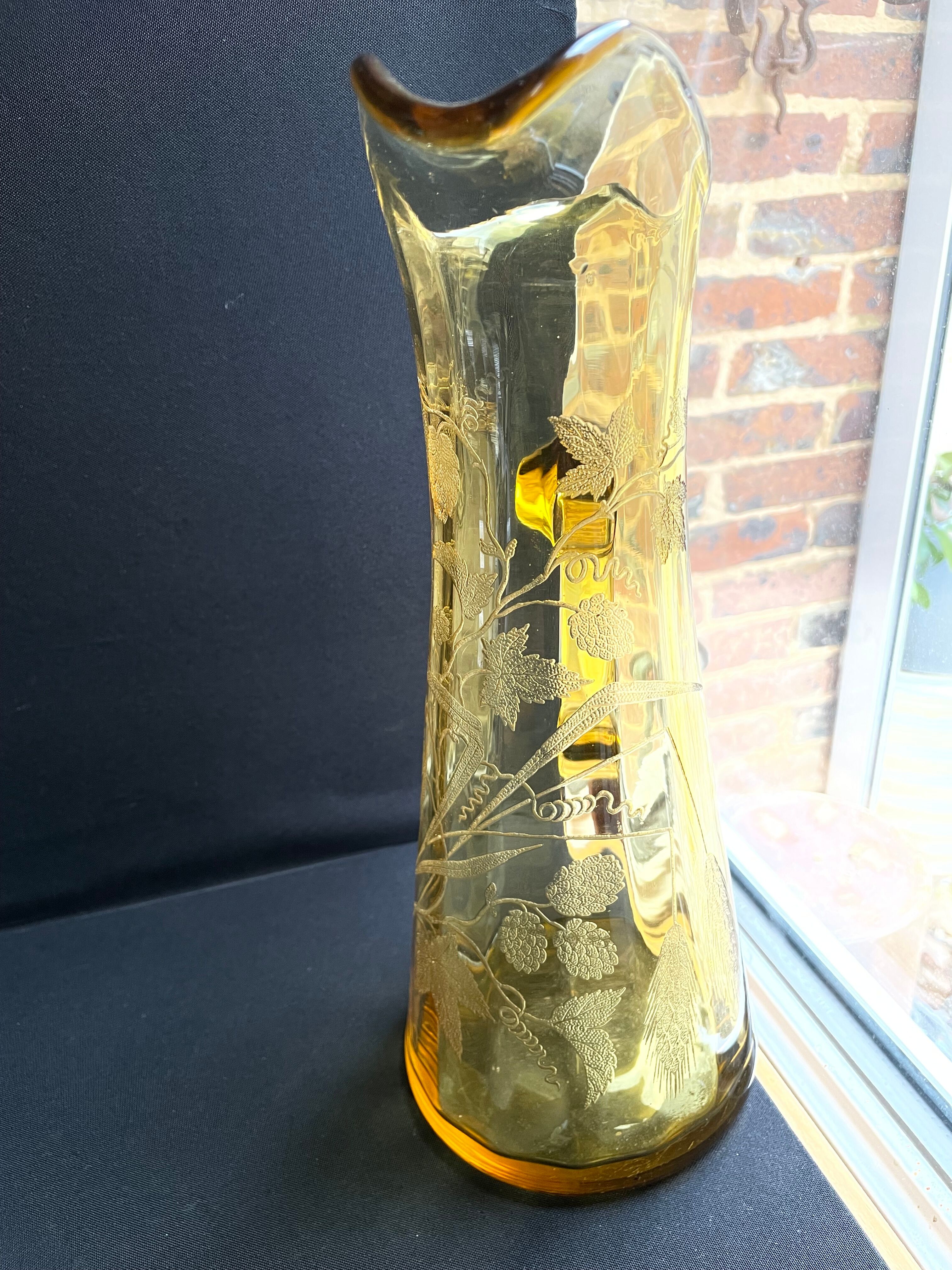 Beer pitcher (can) in engraved ambrino blown glass