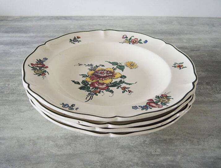 Large Old Villeroy & Boch Earthenware Deep Plate - 1562 - Peony