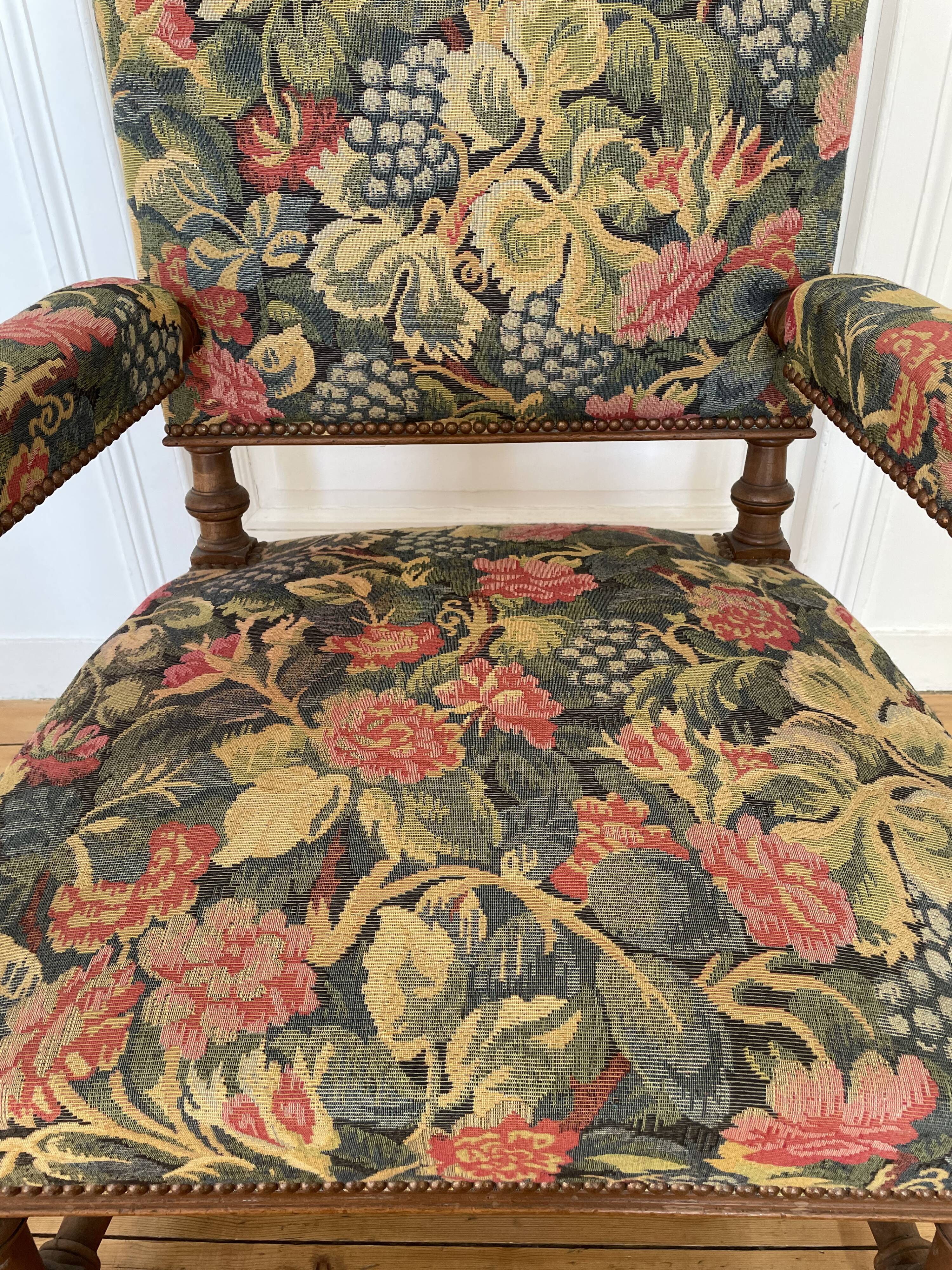 Pair of Louis XIII armchairs