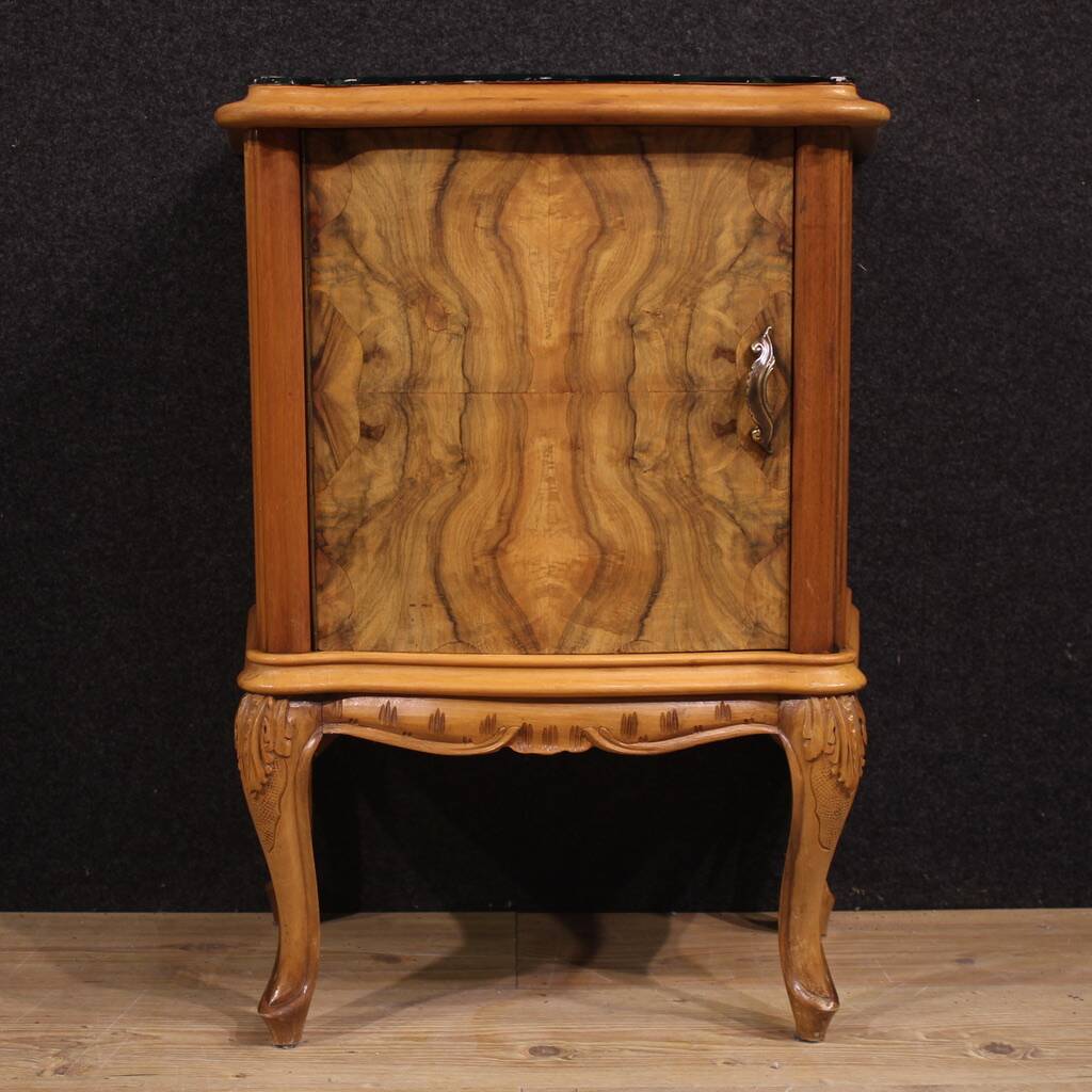Paire de tables de chevet italiennes du 20e siècle