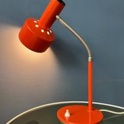 Lampe de bureau orange Hustadt Leuchten du milieu du siècle
