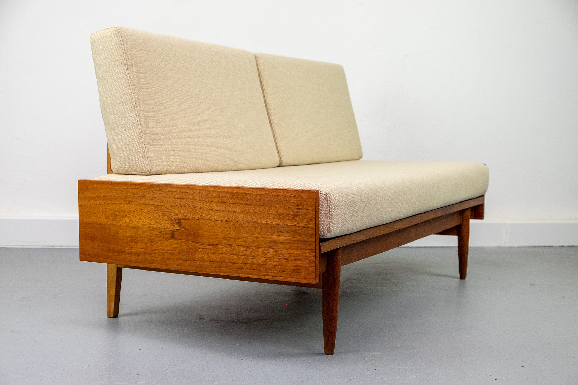 Vintage Teak Daybed/Sofa, 1960s