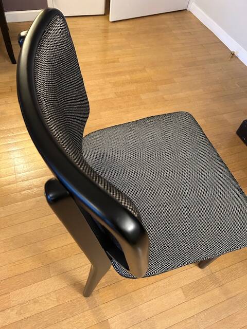 Deux Chaises Red Edition Chêne noir Tissu Caviar