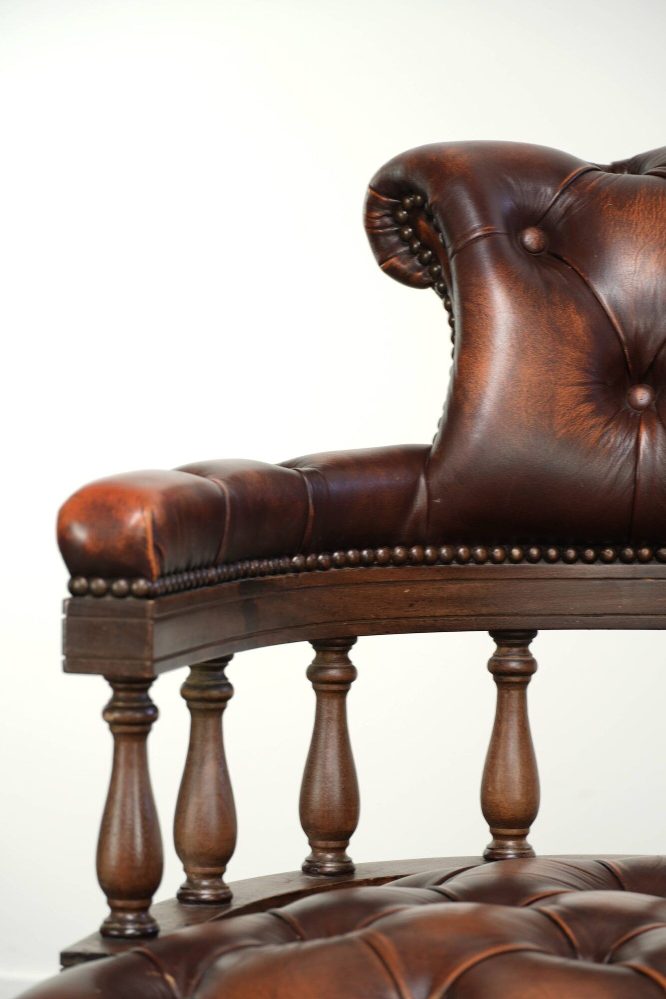 English cowhide Chesterfield swivel and tilt button seat office chair