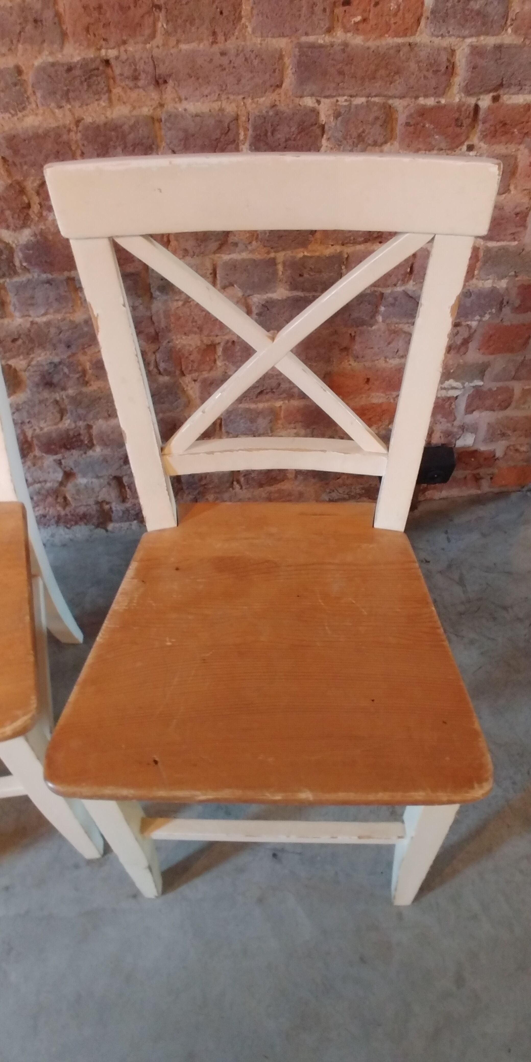 Set of 3 country chairs