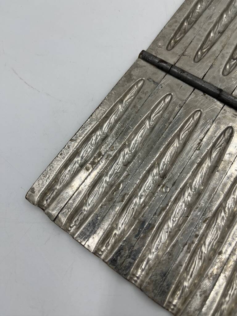 “Baguette” hinged chocolate mold