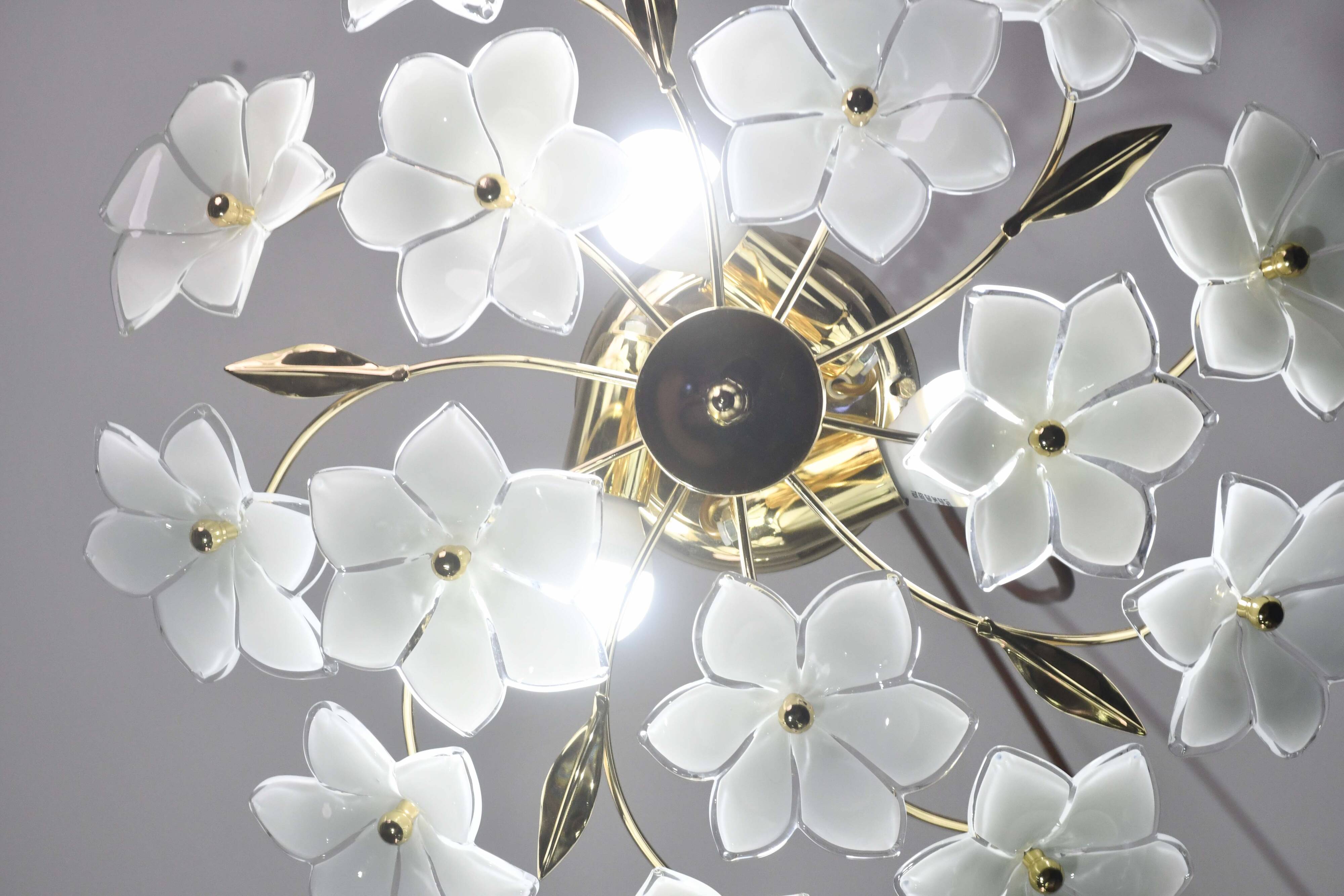Delicious Murano Ceiling Light White Flowers, 1970