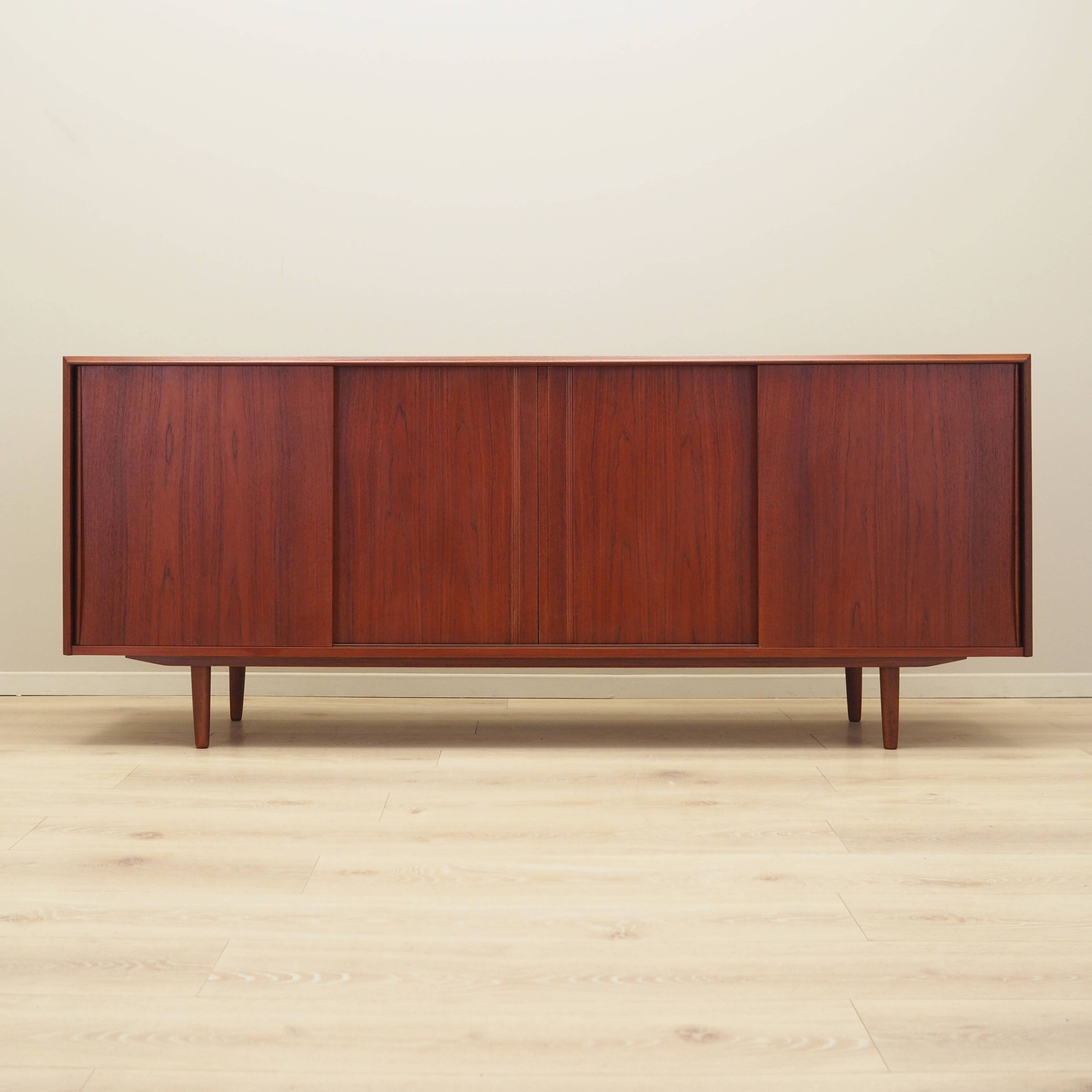 Teak sideboard, Danish design, 1960s, designer: E.W. Bach