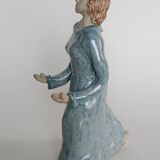 Vintage woman sculpture in glazed stoneware, signed.