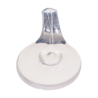 Empty cup crystal pocket