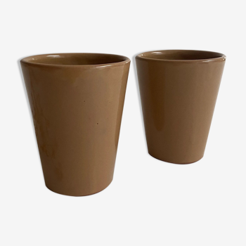 Paire de verres en céramique blanche