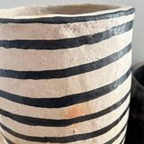 Sejnane terracotta vase