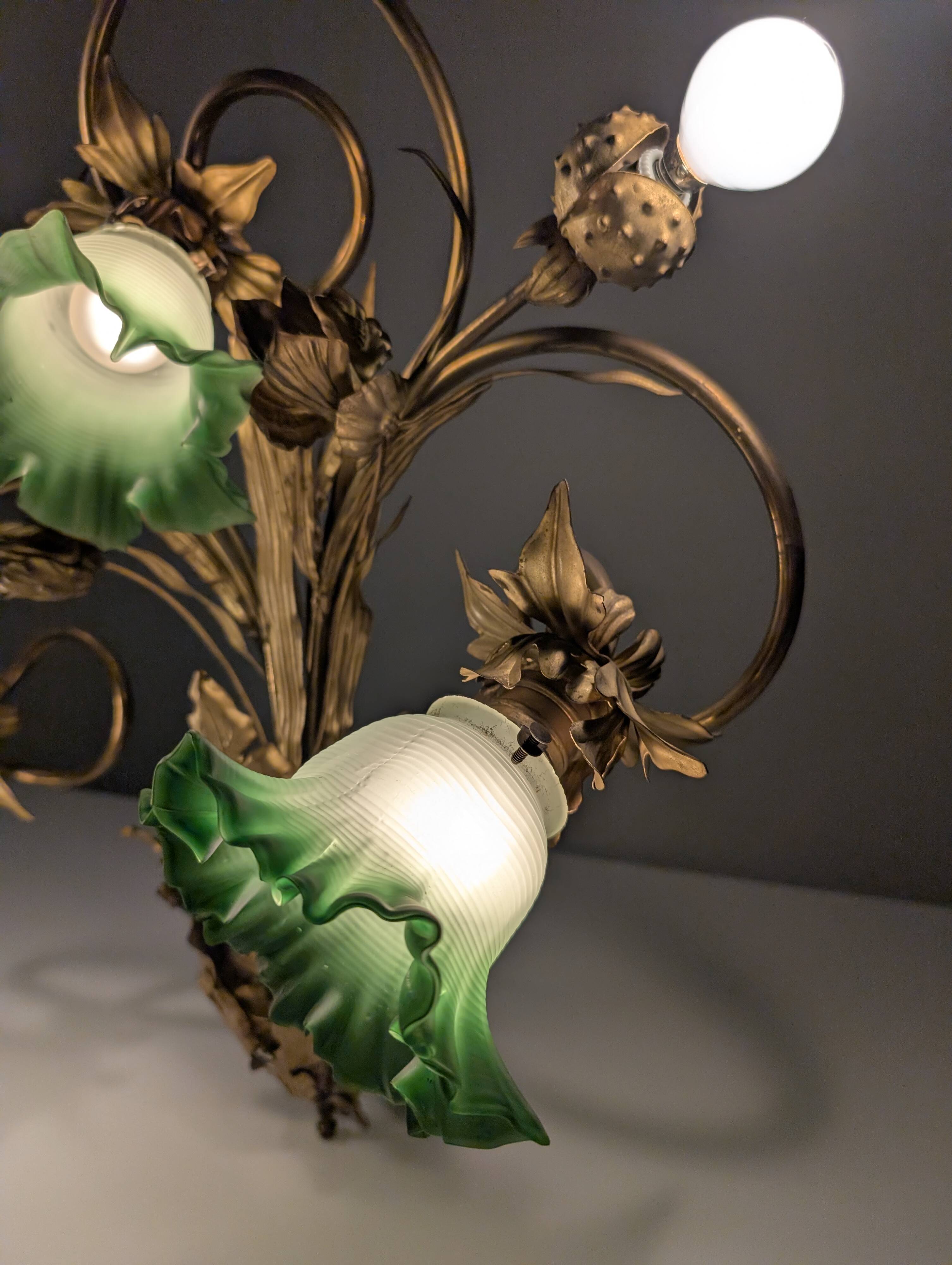 Art Nouveau Chestnut Leaf and Green Glass Sconce, 1900s