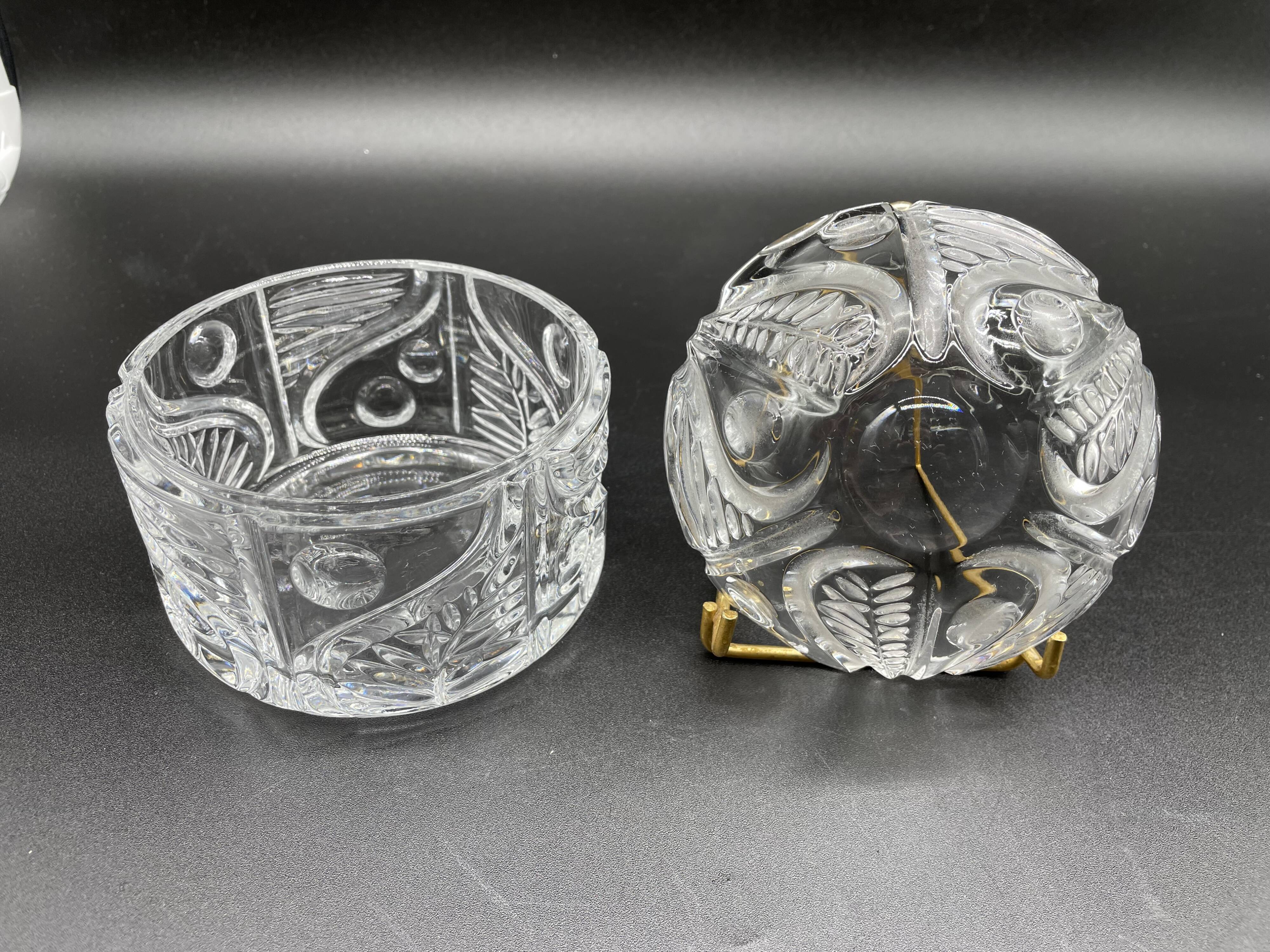 Bohemian crystal bonbonnière 24% PbO – Bohemia Czechoslovakia – Box