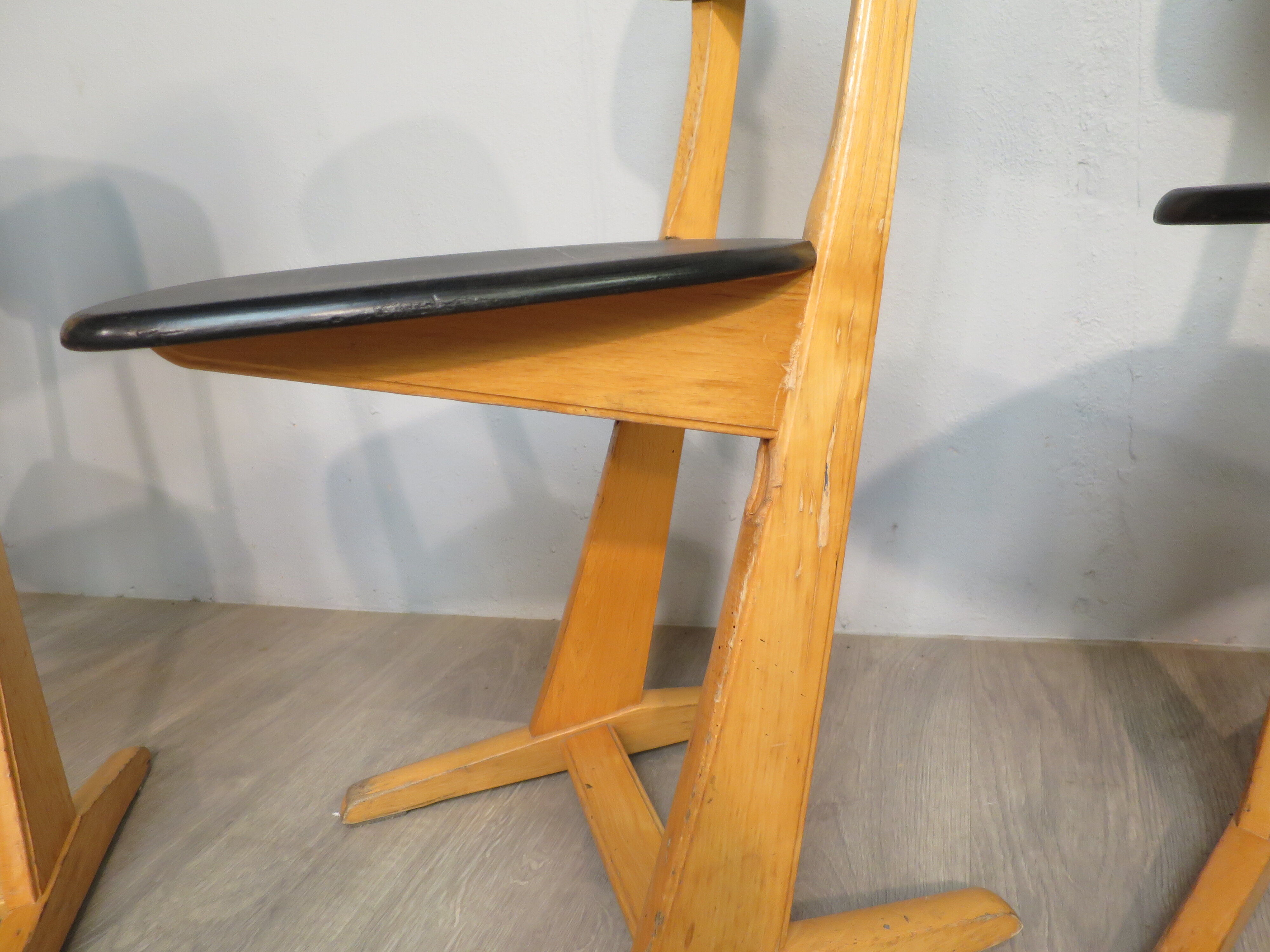 Set of 4 casala chairs 60 adult