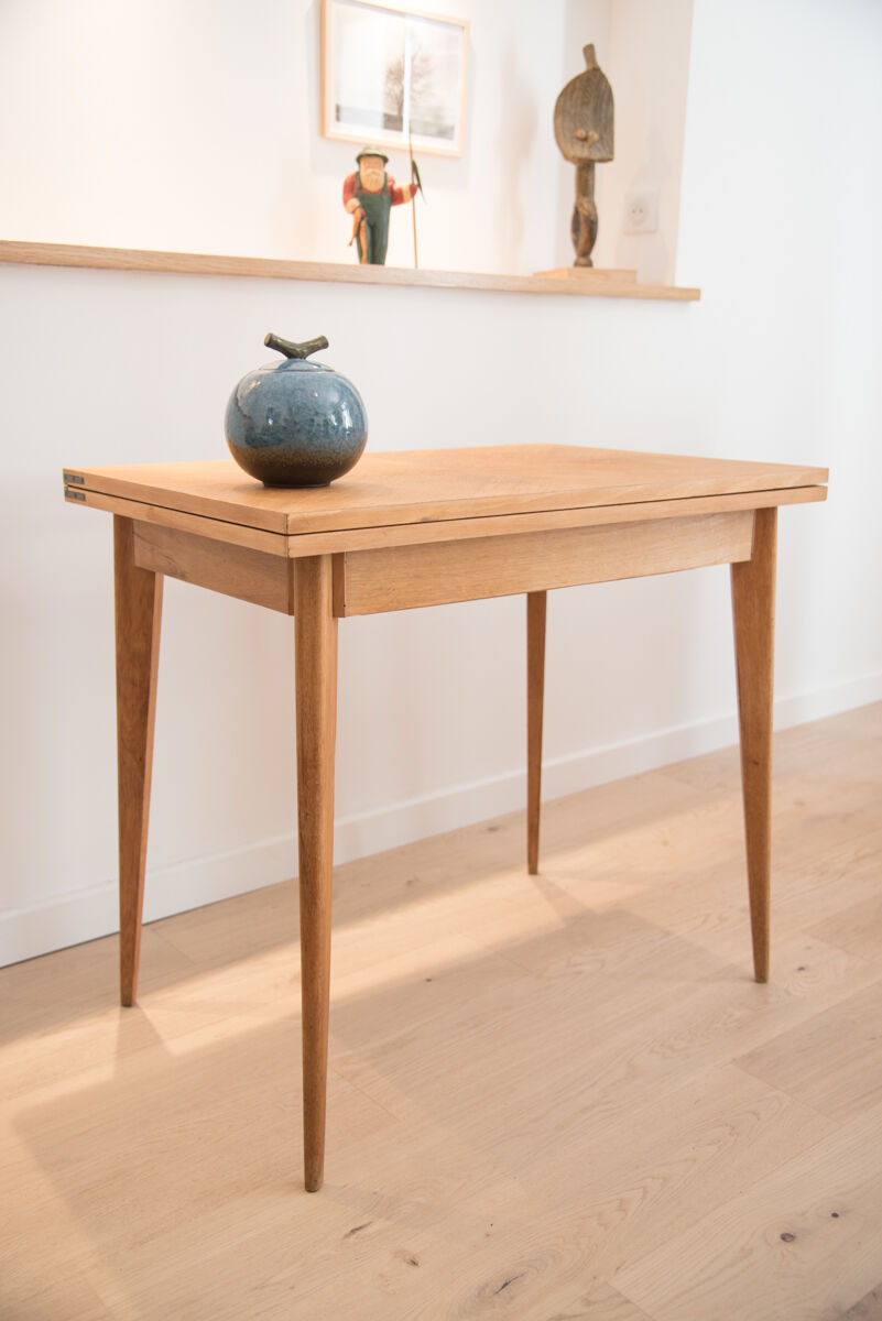 Table portefeuille pieds compas