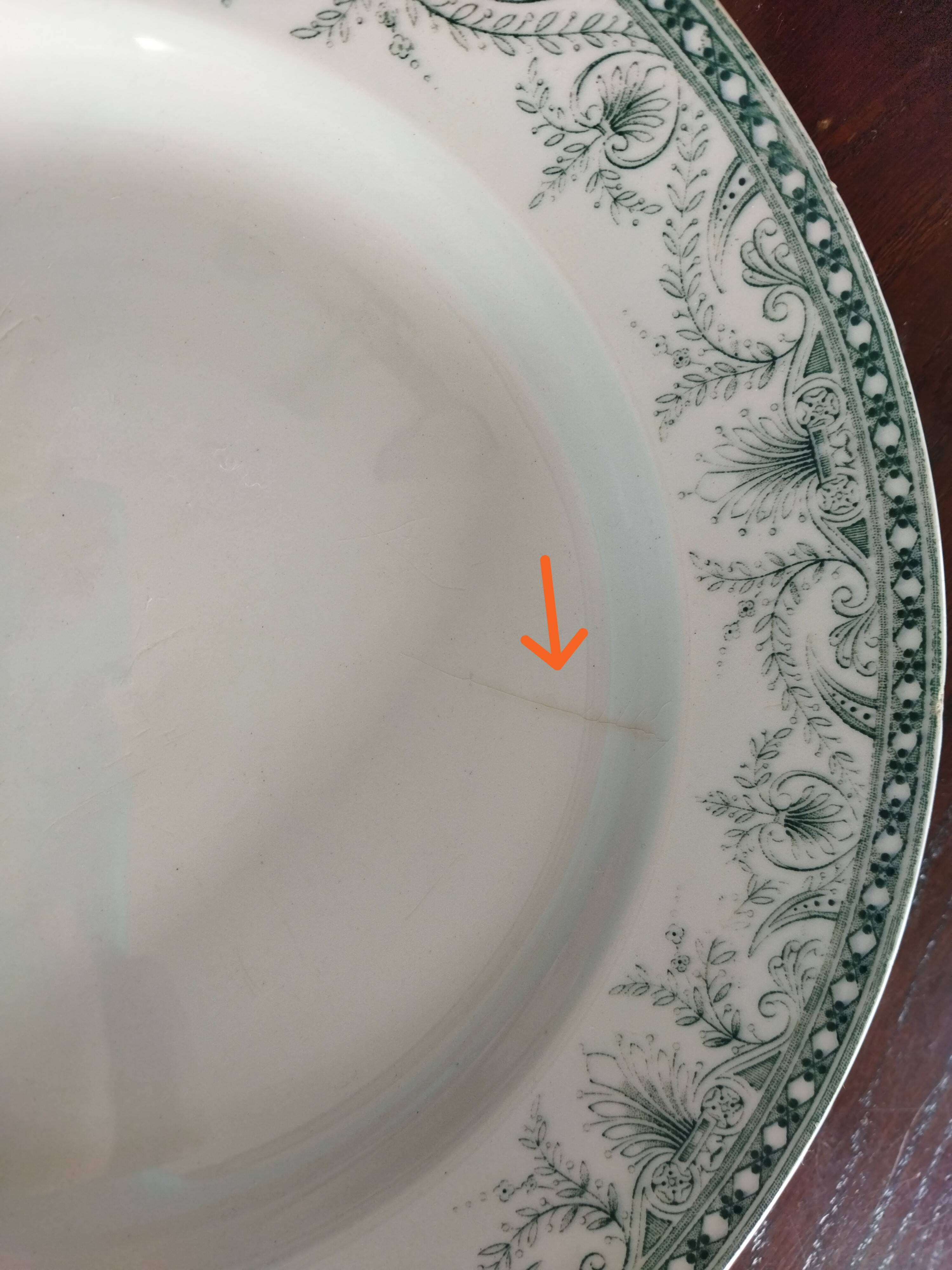 5 iron clay flat plates Moulin des Loups & Hamage “Wilbur”