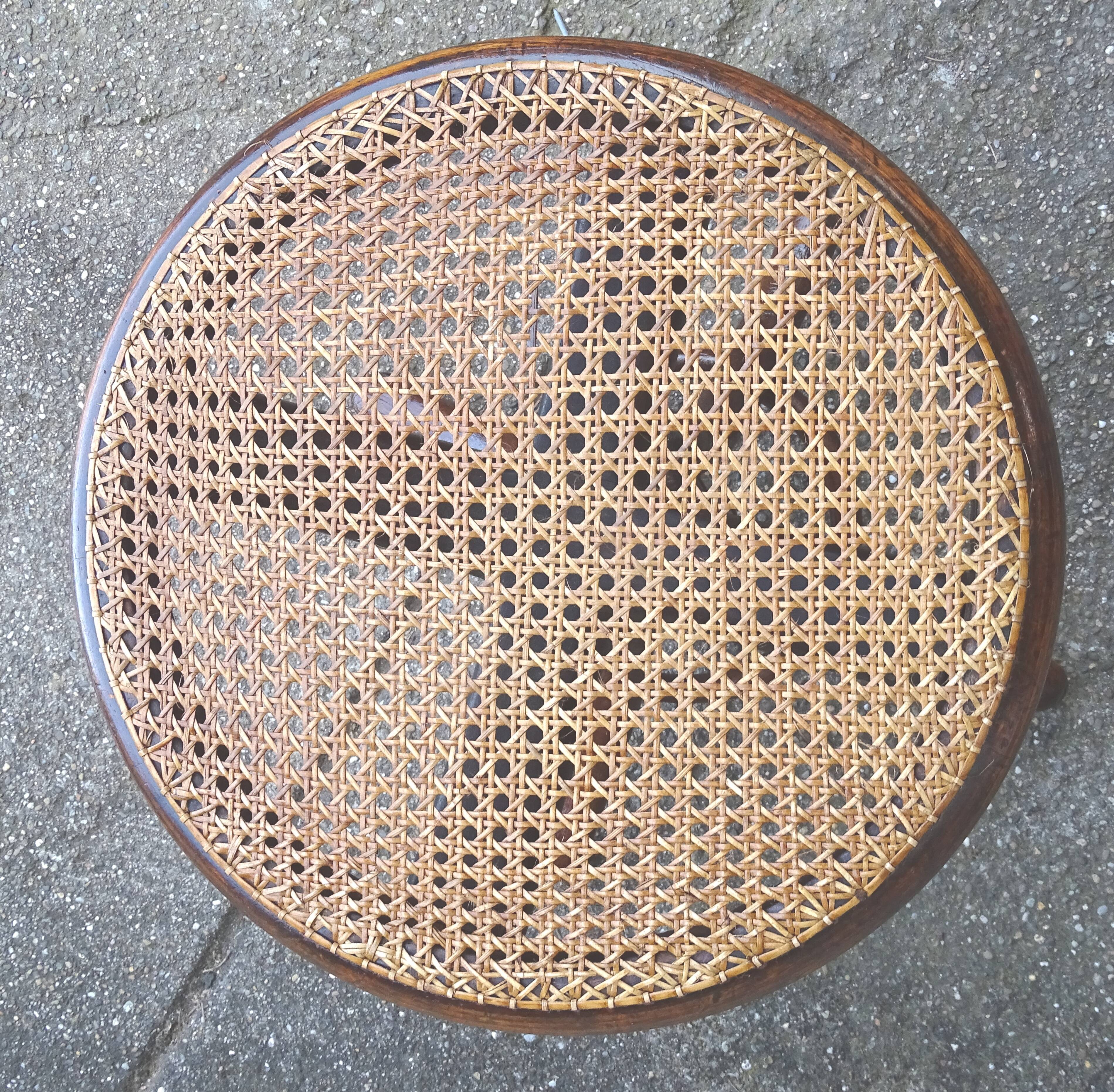 Thonet 1890 piano stool, canna