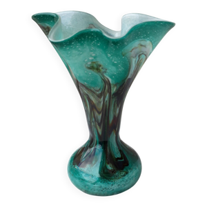 Vase en verre soufflé