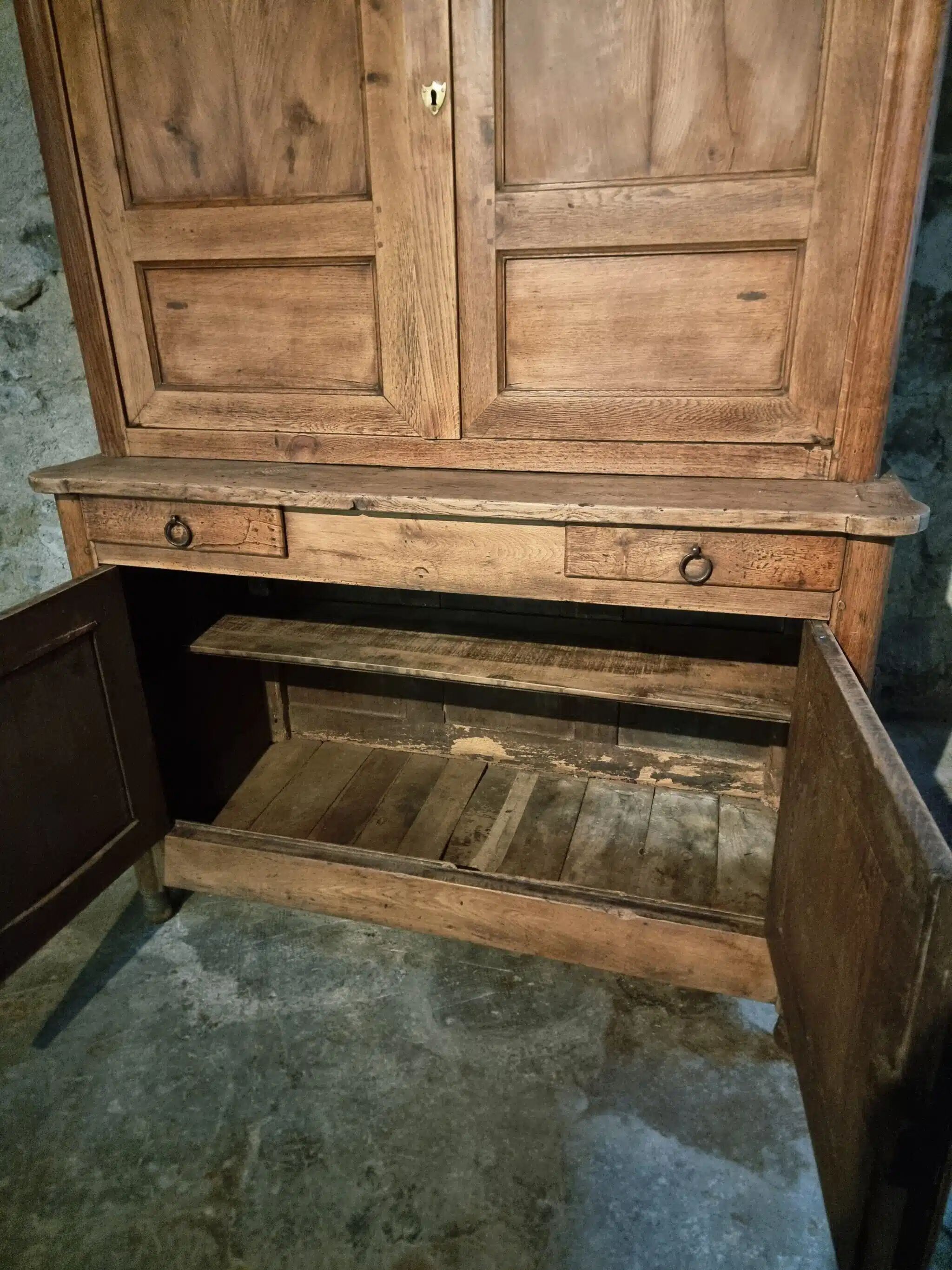 Antique French oak sideboard – Two-part display cabinet with drawers and four doors