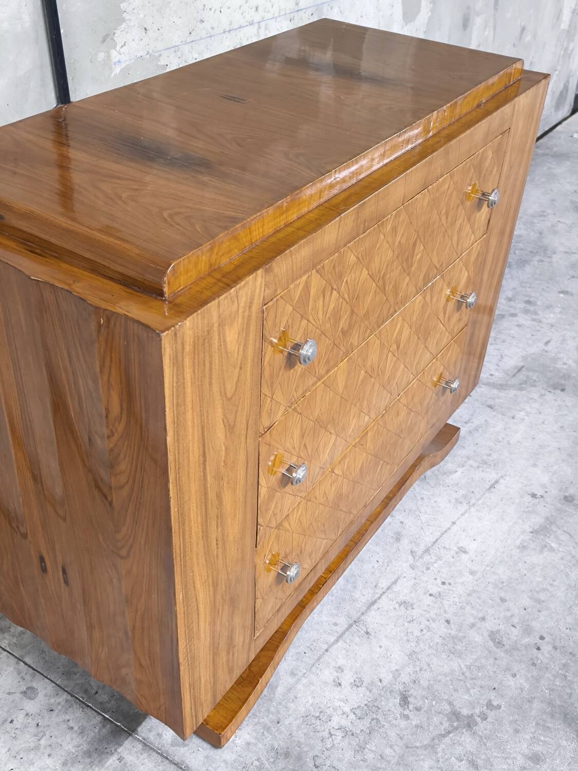 Vintage Art Deco commode from the 1950s.